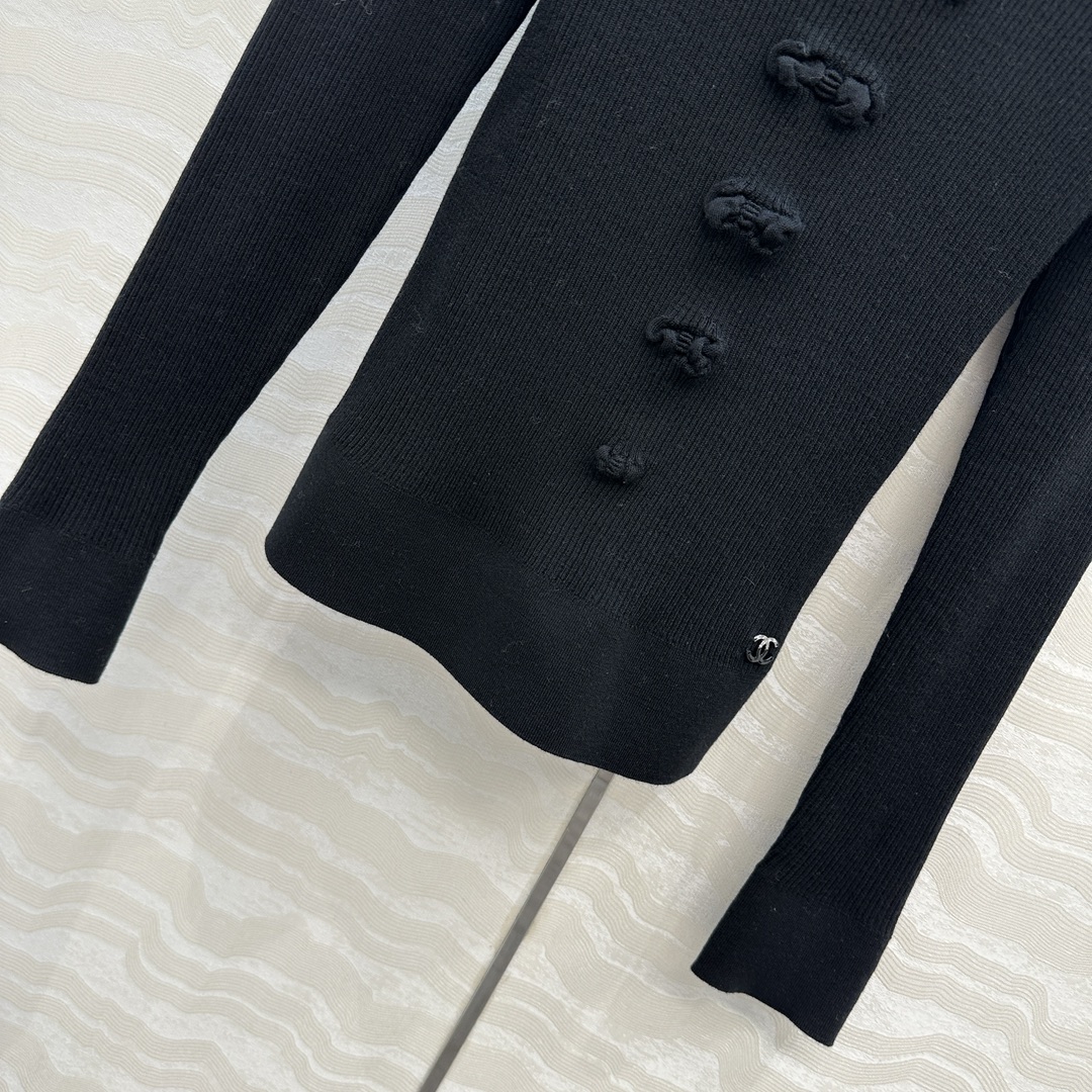 独家首发❤️高端原单品质，Coco25k新品！浮雕提花蝴蝶结系列黑白高领毛衣！超级叠搭神器。进口羊毛纱线