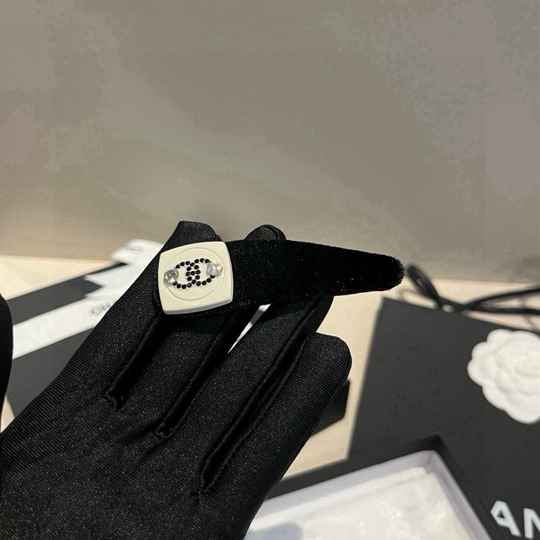 NO:619214,Chanel Chanel hairpins hairpins, hairpins, chanel, chanel, hairpins19860909Chanel香奈儿发夹发夹,发夹,chanel,chanel,hairpins,accessory