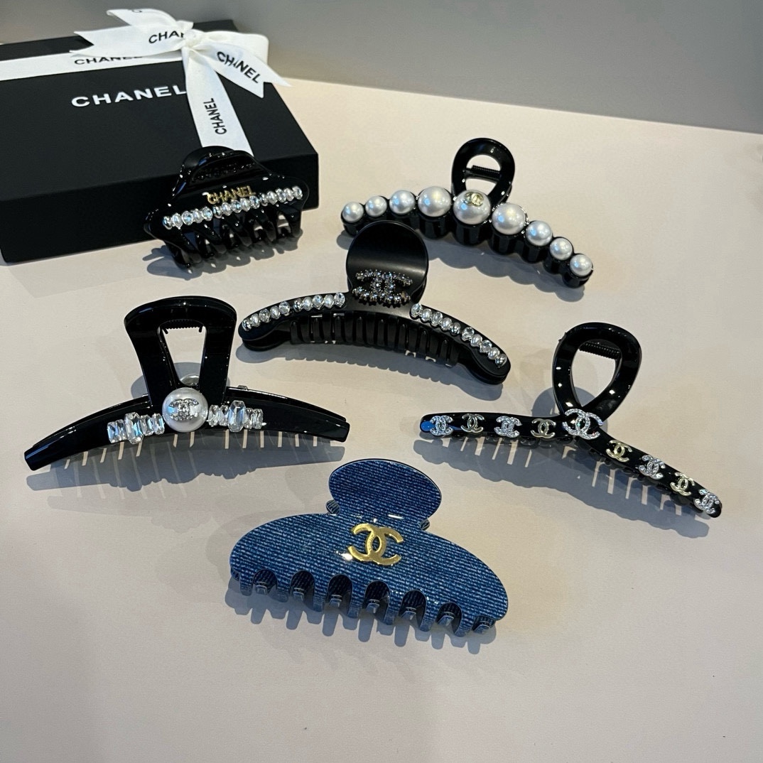 pChanel香奈儿新款发夹