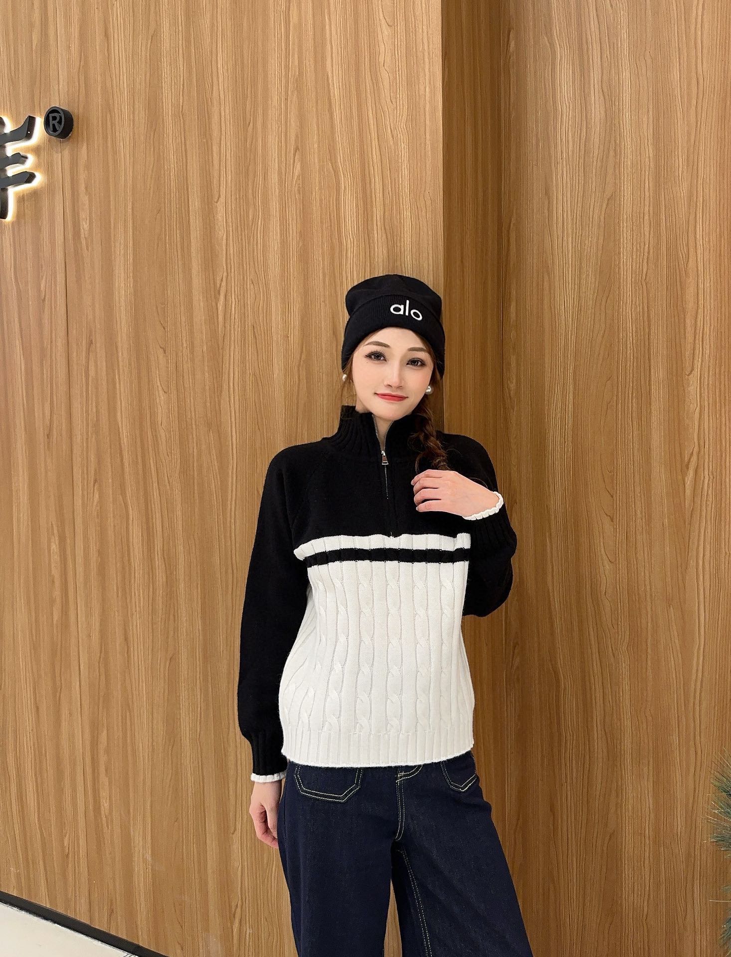 。Alo Yoga 精疏羊毛品质，博主推荐 最新时尚前卫的休闲设计风格，藏着不动声色的高级感，每一处线条