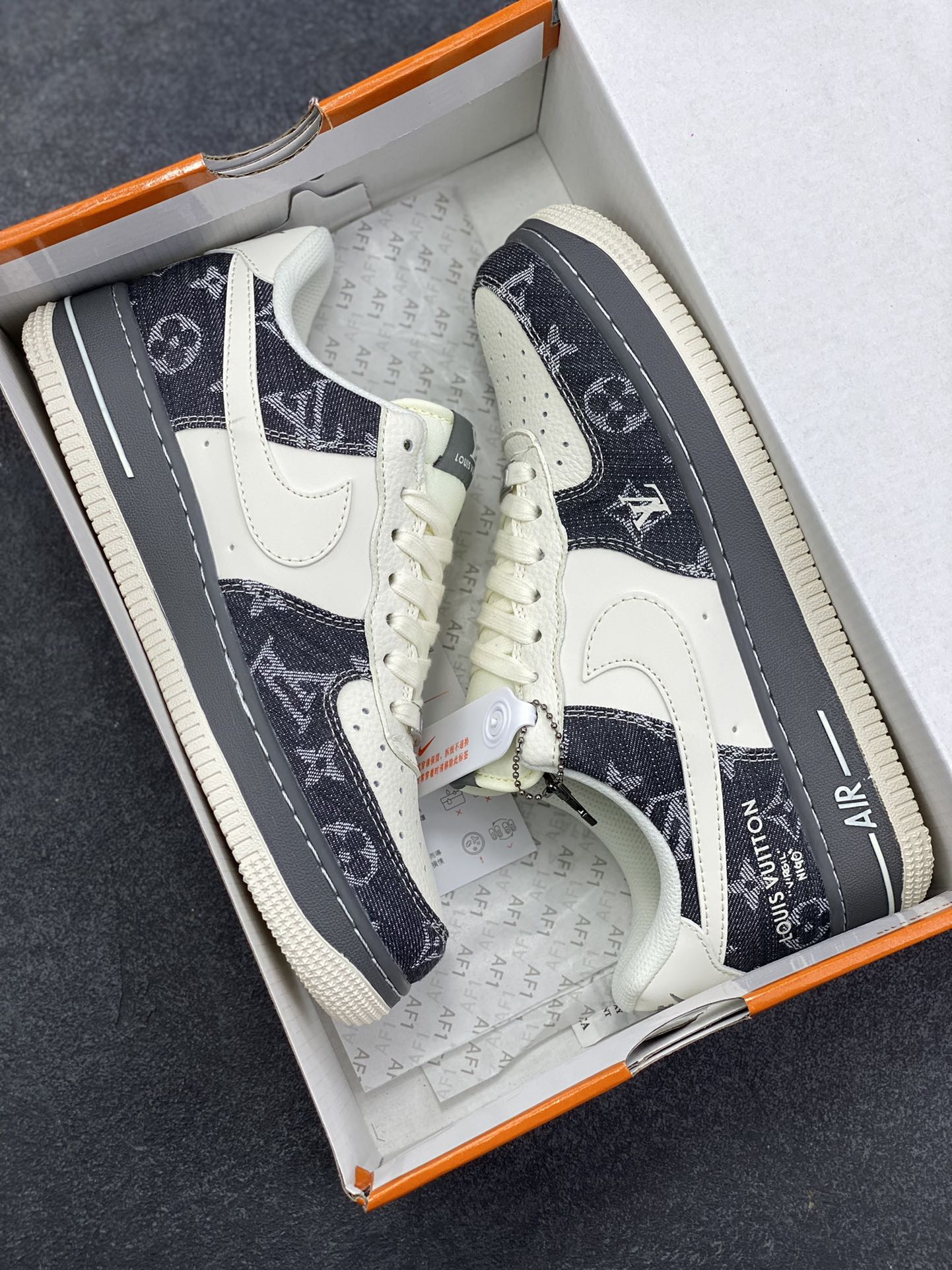 图片[9]-NIke Air Force 1 \’07 Low “LV联名——米黑牛仔布”空军一号 低帮 运动鞋 休闲鞋 折边针车 工艺难度大 原楦头原纸板 原装鞋盒 定制五金配件 内置全掌气垫 原厂鞋底 货号：SM6668-110 尺码：36 36.5 37.5 38 38.5 39 40 40.5 41 42 42.5 43 44 44.5 45-选品中心