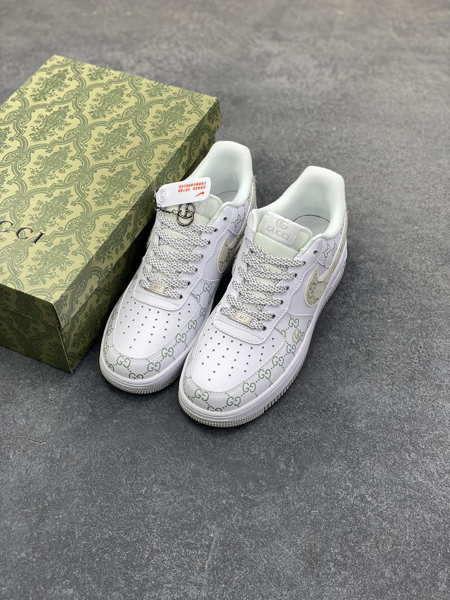 图片[8]-NIke Air Force 1 \’07 Low “LV，GUCCI联名——棕白色”空军一号 低帮 运动鞋 休闲鞋 折边针车 工艺难度大 原楦头原纸板 原装鞋盒 定制五金配件 内置全掌气垫 原厂鞋底 货号：XX3168-131 尺码：36 36.5 37.5 38 38.5 39 40 40.5 41 42 42.5 43 44 44.5 45-选品中心