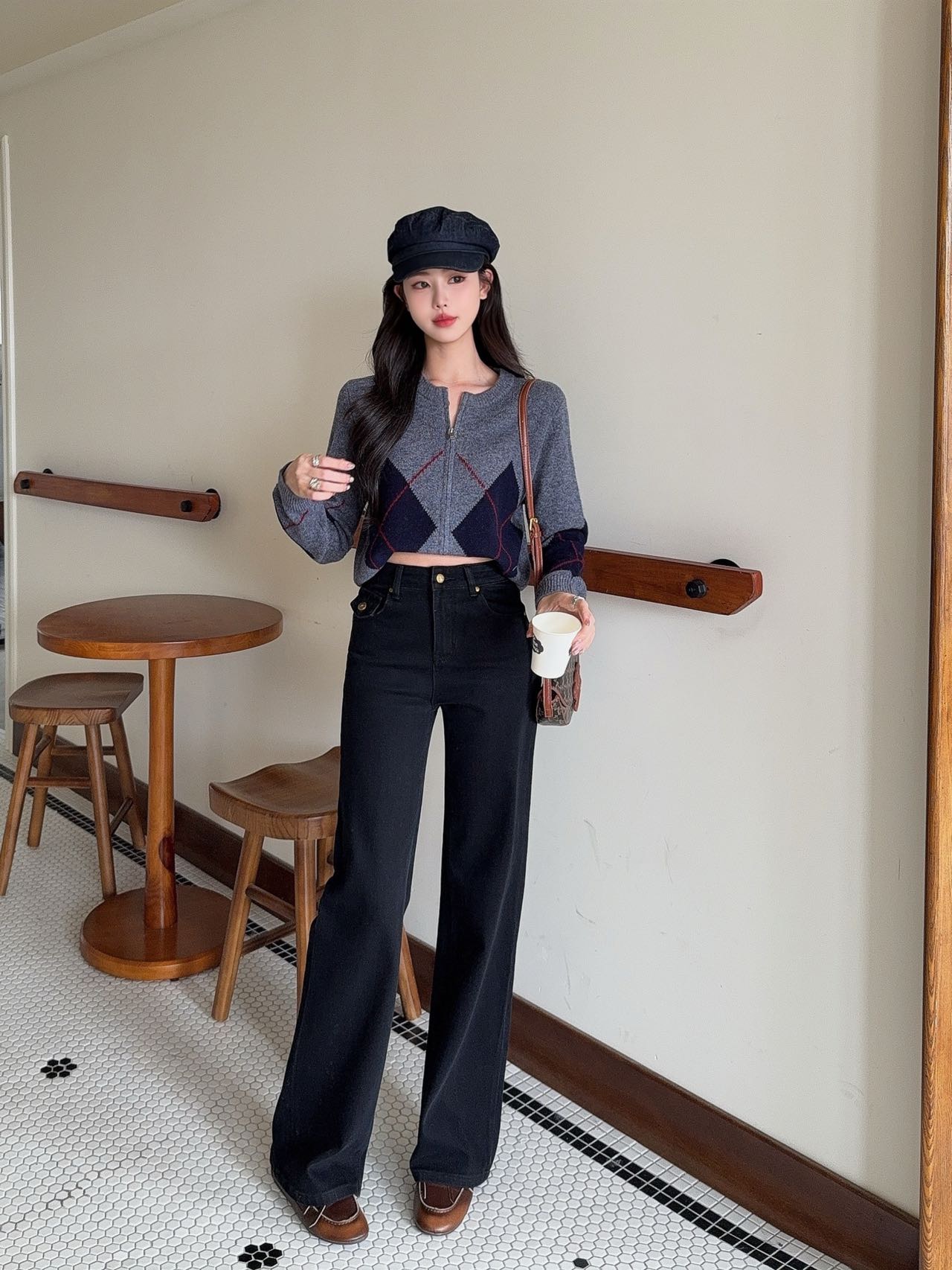 NO:903640,,,19860909,,,Women's clothing