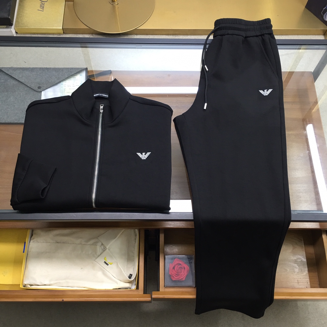 NO:613456,New suit [Anan..i] 2025 autumn and winter new casual air layer fabric suit, warm, comfortable and casual!  Full of high-end feel!  The details are exquisite and high-end, and the workmanship is impeccable!  The original high-end fabric is very high-end!  The fabric is crisp, anti-wrinkle and wear-resistant, warm, neat and stylish. Everyone must buy a set this autumn and winter. They must look cool and cool when wearing it. This is a particularly recommended model from our store!  M-3XL,,alexander wang19860909新品套装【Anan..i】 2025秋冬新款同款休闲空气层面料套装,保暖舒适休闲！高级感满满！细节精致高档,做工无可挑剔！原版高端面料很显高级！面料挺括抗皱耐磨,保暖利落有型 这个秋冬每人必须入手一套 穿上必须是醉帅气的 咋们家特别推荐款！M-3XL,,alexander wang,Men's clothing