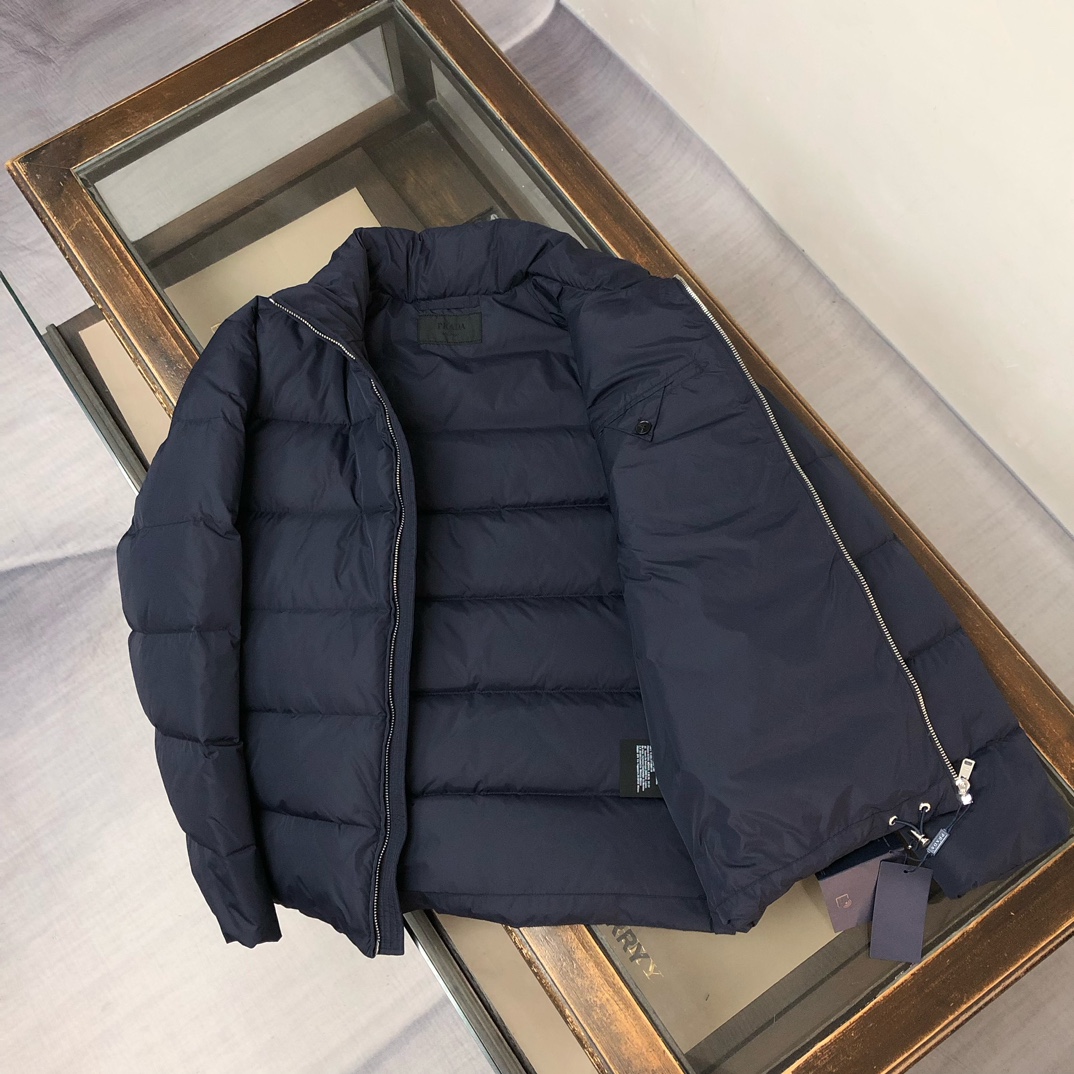 Chaqueta de plumas Prada, Novedad en las estanterías — photo 6