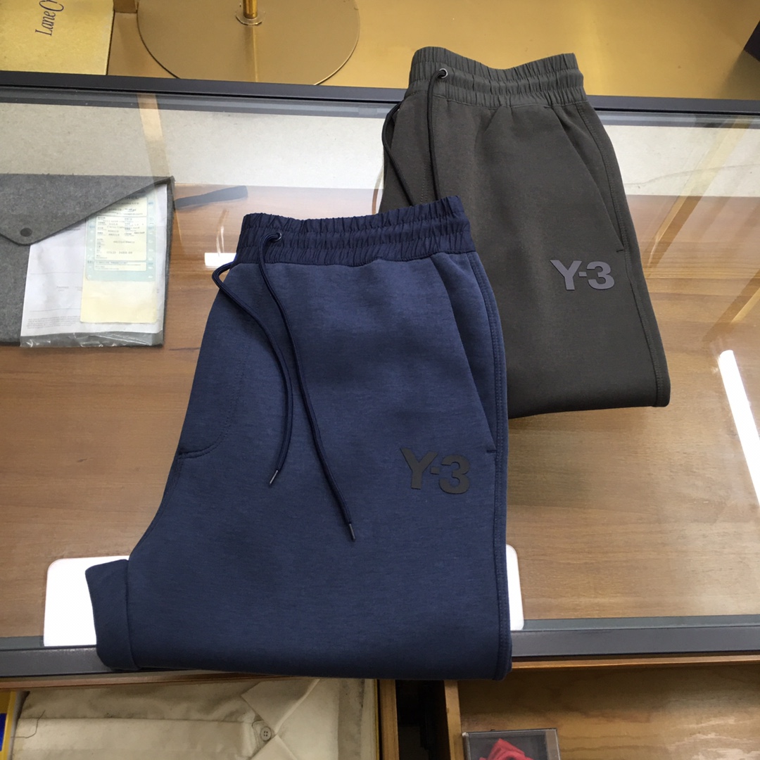 NO:613447,High-end quality [Y-3...] top quality 2025 autumn and winter new high-end casual pants!  On sale simultaneously on the official website. The brand's classic LOGO casual pants, customized high-end fabrics, extremely comfortable, strong touch. Extremely warm, perfect appearance and craftsmanship. Size m-3xl,, alexander wang19860909高端品质【Y-3...】顶品 2025秋冬新款高端休闲裤！官网同步发售.品牌经典LOGO休闲裤 ,定制高端面料,舒适度极好,手触感强烈.保暖度°极高,完美品相工艺. 尺码m-3xl,,alexander wang,Men's clothing