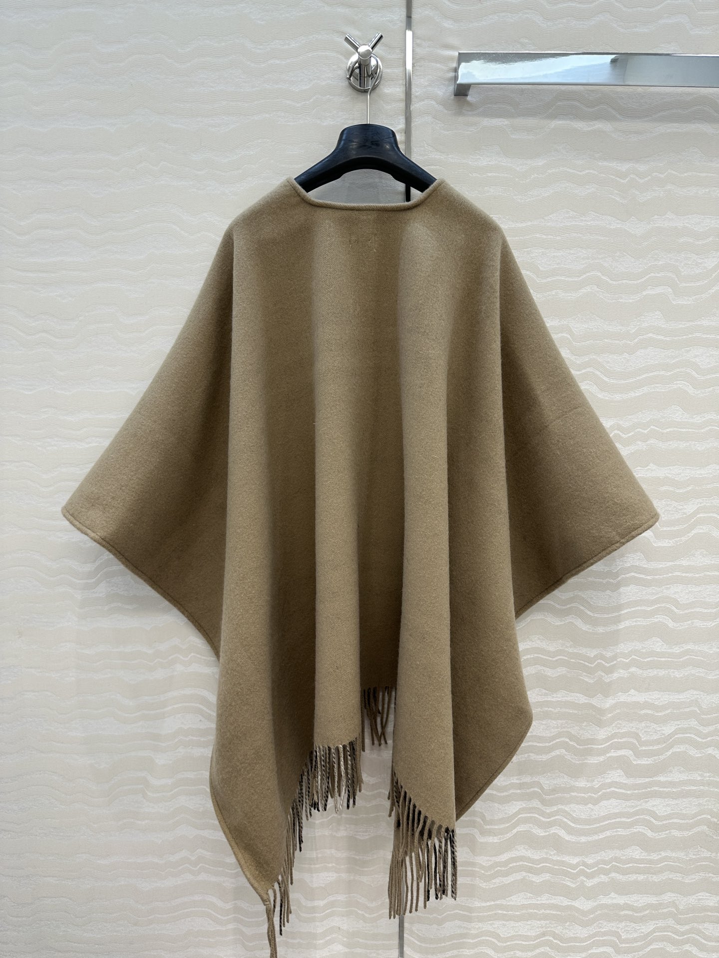 独家首发❤️原单品质！B苏格兰🏴󠁧󠁢󠁳󠁣󠁴󠁿格纹双面羊绒披肩大围巾斗篷！原版定制双织工艺！不规则垂坠感帅