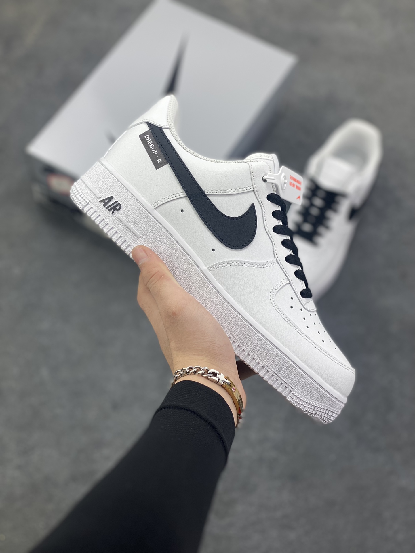 Nike Air Force 1 Low’07 雄途 空军一号低帮休闲板鞋 定制皮料 原厂3D打印 定制鞋盒 原楦原纸板 纯正空军版型 内置全掌气垫 货号：ZH0316-135 尺码：36 36.5 37.5 38 38.5 39 40 40.5 41 42 42.5 43 44 44.5 45-选品中心