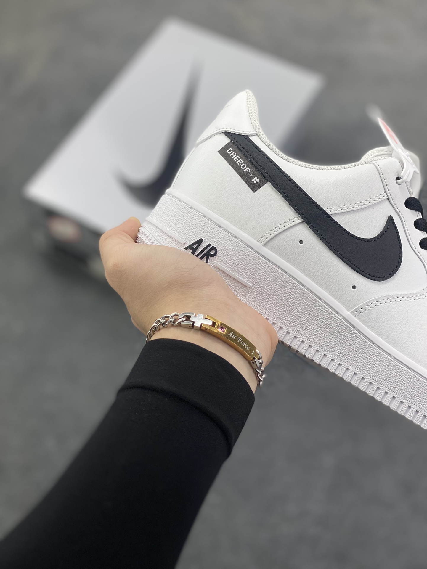 图片[6]-Nike Air Force 1 Low’07 雄途 空军一号低帮休闲板鞋 定制皮料 原厂3D打印 定制鞋盒 原楦原纸板 纯正空军版型 内置全掌气垫 货号：ZH0316-135 尺码：36 36.5 37.5 38 38.5 39 40 40.5 41 42 42.5 43 44 44.5 45-选品中心