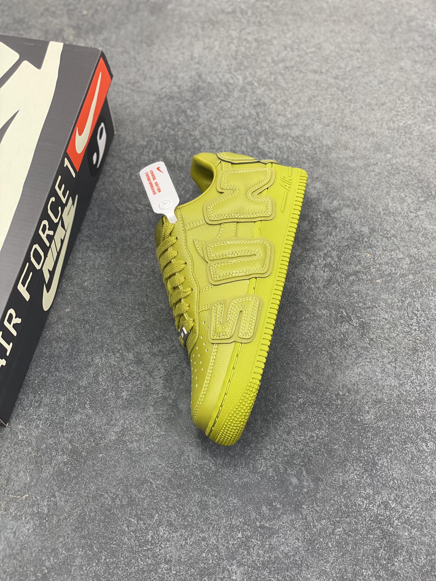 图片[7]-HY版本💯 Nike Air Force 1 Low CPFM联名绿 空军一号低帮运动休闲板鞋 原楦头原纸板 打造纯正空军版型 专注外贸渠道 全掌内置蜂窝气垫 原盒配件 原厂中底钢印、拉帮完美 货号：FQ7069-300 尺码：36 36.5 37.5 38 38.5 39 40 40.5 41 42 42.5 43 44 44.5 45 46-选品中心