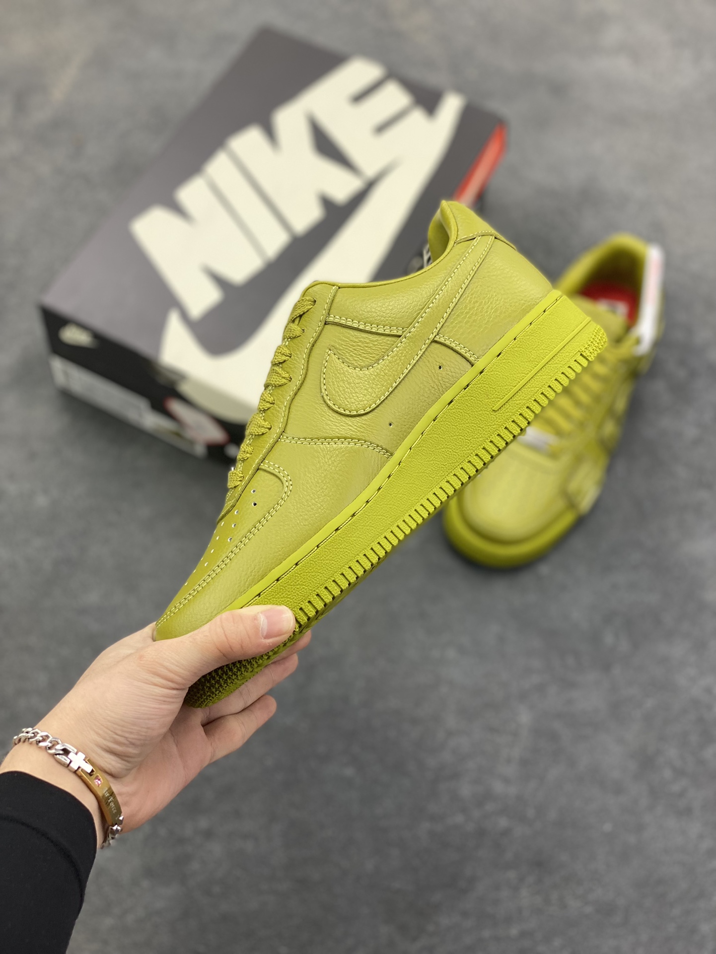 图片[3]-HY版本💯 Nike Air Force 1 Low CPFM联名绿 空军一号低帮运动休闲板鞋 原楦头原纸板 打造纯正空军版型 专注外贸渠道 全掌内置蜂窝气垫 原盒配件 原厂中底钢印、拉帮完美 货号：FQ7069-300 尺码：36 36.5 37.5 38 38.5 39 40 40.5 41 42 42.5 43 44 44.5 45 46-选品中心