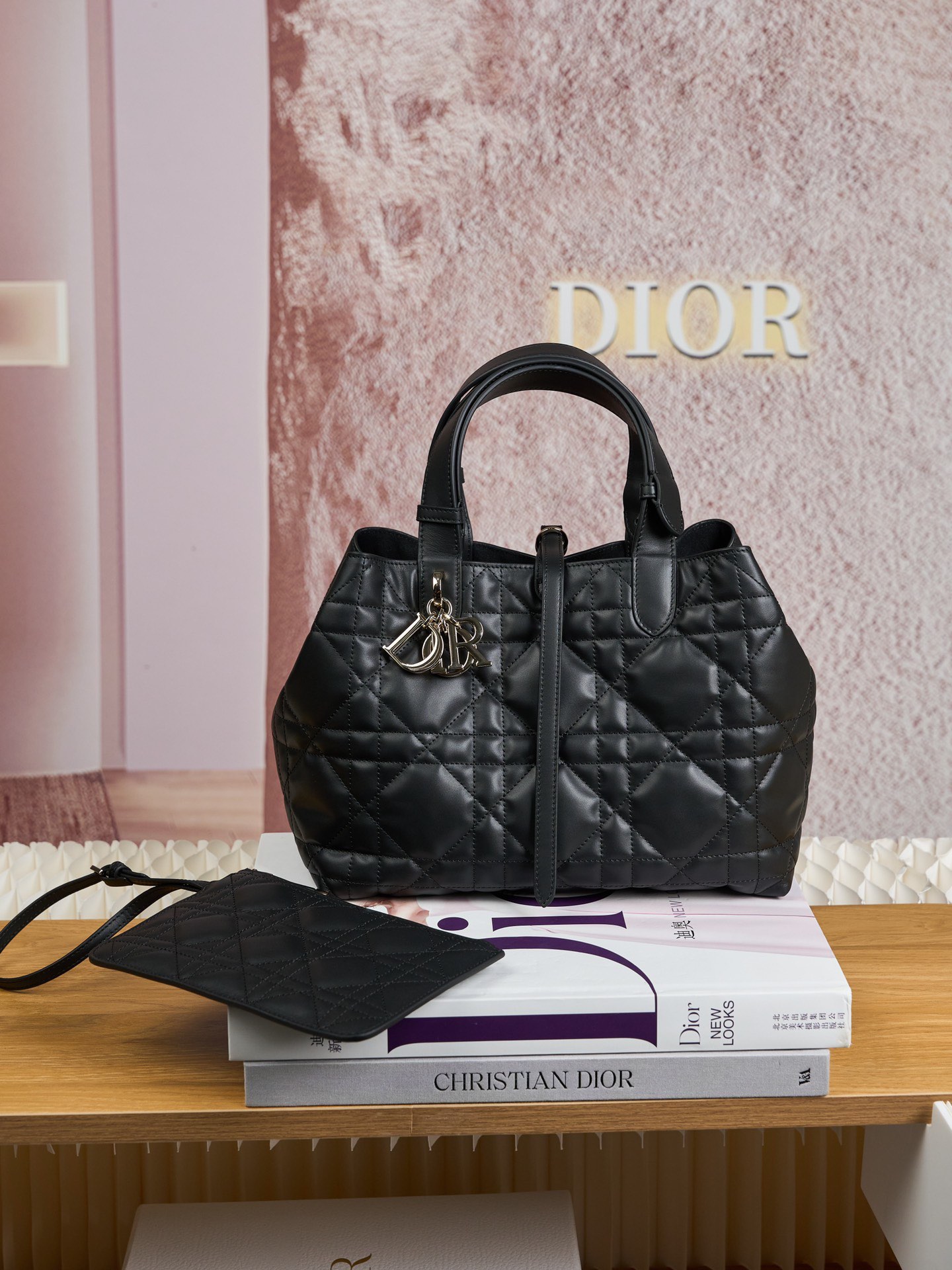 DIOR TOUJOURS 2821 CD Lock D 28.5 x 19 21.5