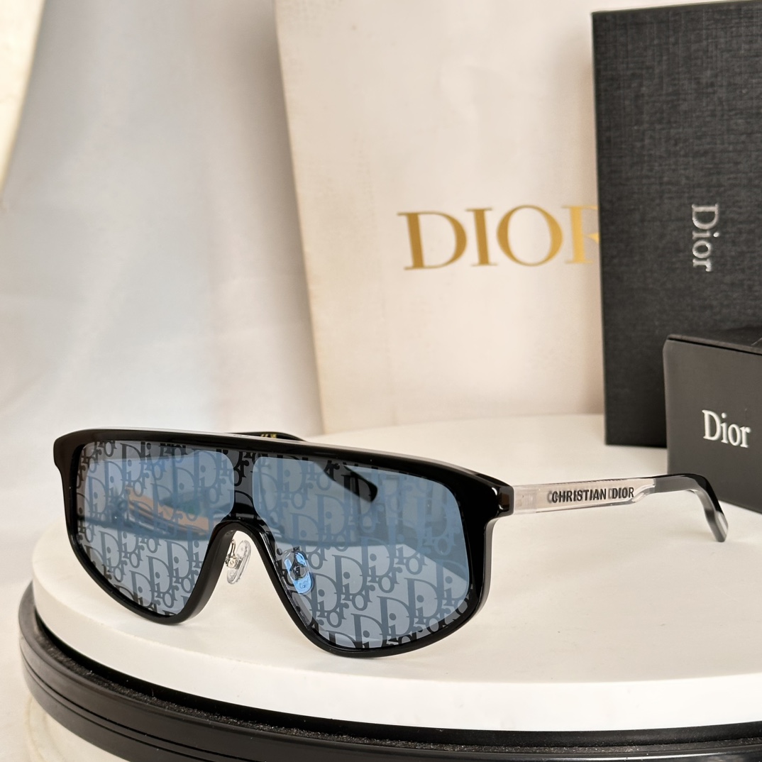 ‼️DIO*✨✨✨MODEL: DiorTag M1F ✨✨✨SIZE：140 ✨✨