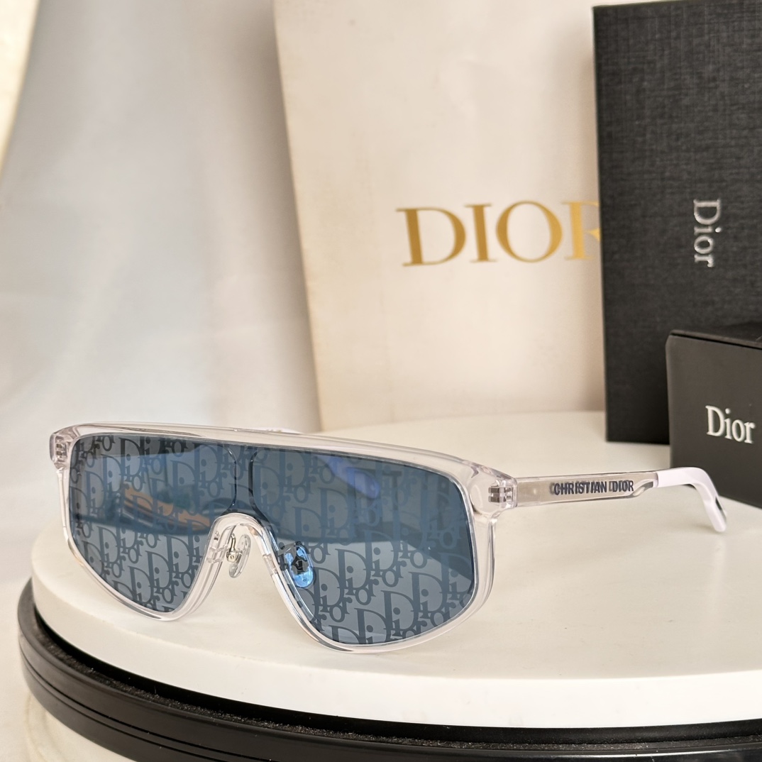 ‼️DIO*✨✨✨MODEL: DiorTag M1F ✨✨✨SIZE：140 ✨✨