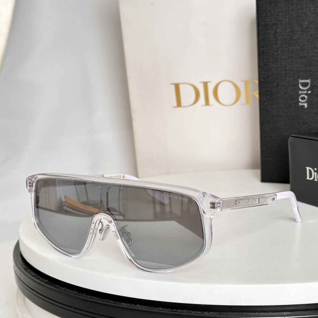 ‼️DIO*✨✨✨MODEL: DiorTag M1F ✨✨✨SIZE：140 ✨✨