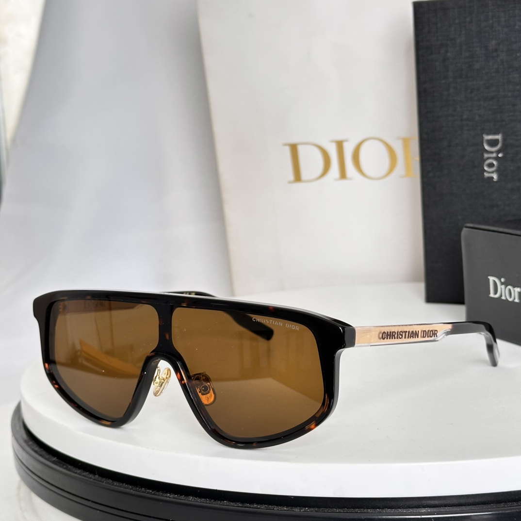 ‼️DIO*✨✨✨MODEL: DiorTag M1F ✨✨✨SIZE：140 ✨✨