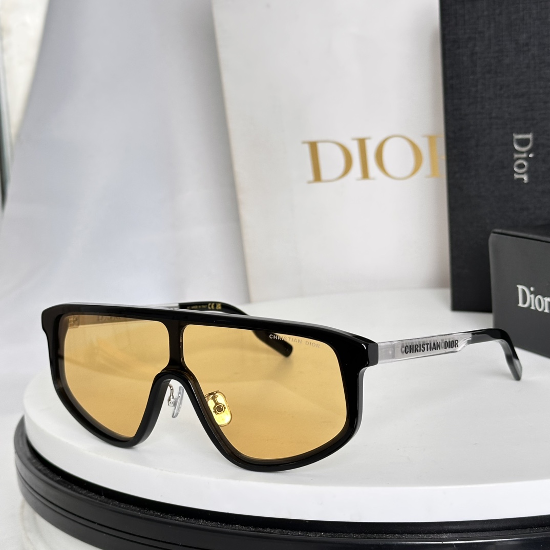 ‼️DIO*✨✨✨MODEL: DiorTag M1F ✨✨✨SIZE：140 ✨✨