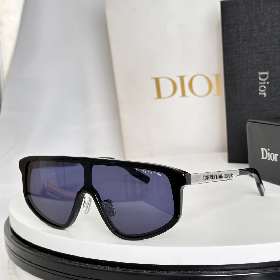 ‼️DIO*✨✨✨MODEL: DiorTag M1F ✨✨✨SIZE：140 ✨✨