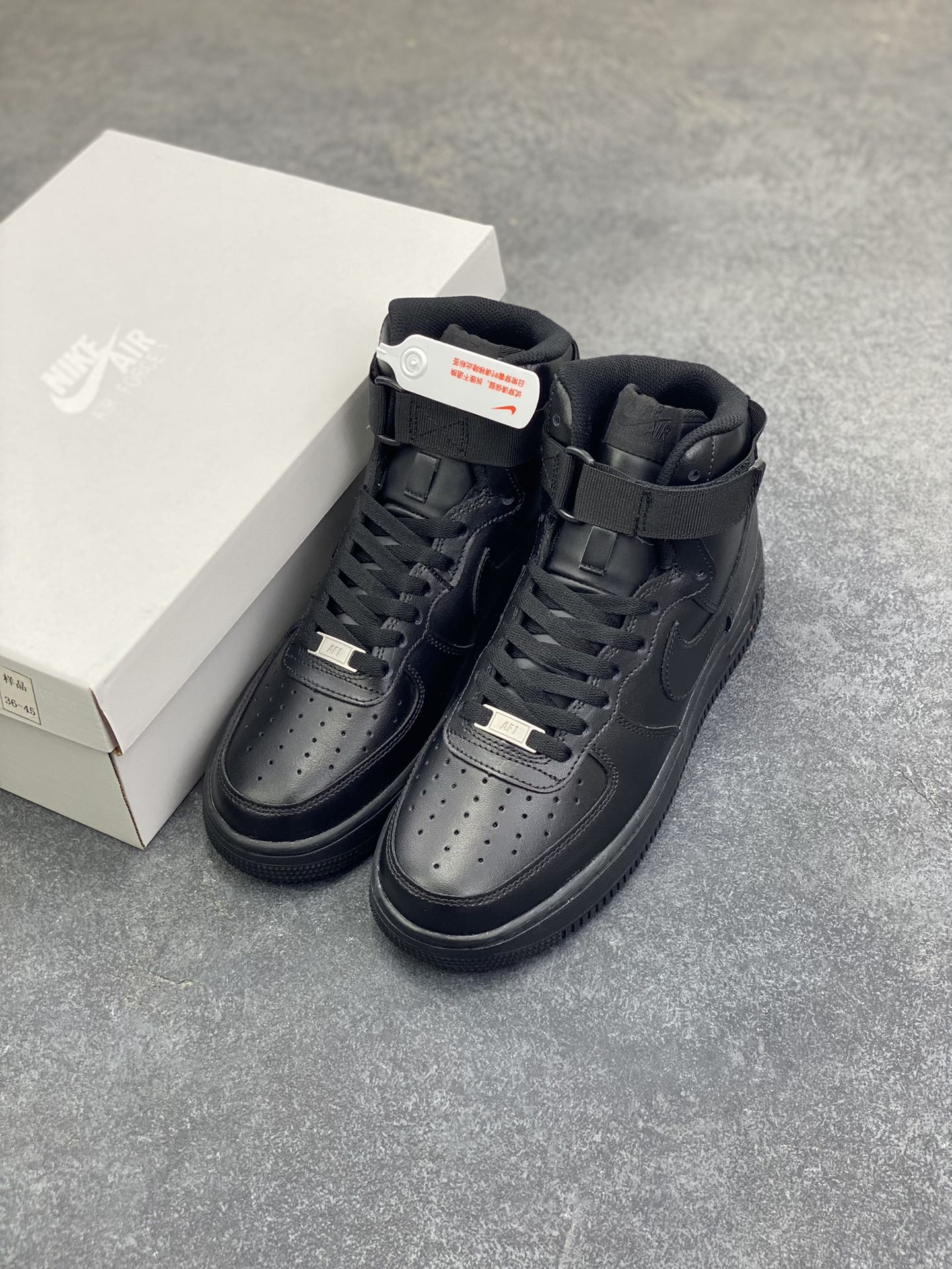 图片[8]-Nike Air Force 1 High 07 高帮黑 空军一号高帮运动休闲板鞋 原楦头原纸板 打造纯正空军版型#专注外贸渠道 全掌内置蜂窝气垫 #原盒配件 原厂中底钢印、拉帮完美 货号：CW2290-001 尺码：36 36.5 37.5 38 38.5 39 40 40.5 41 42 42.5 43 44 44.5 45-选品中心