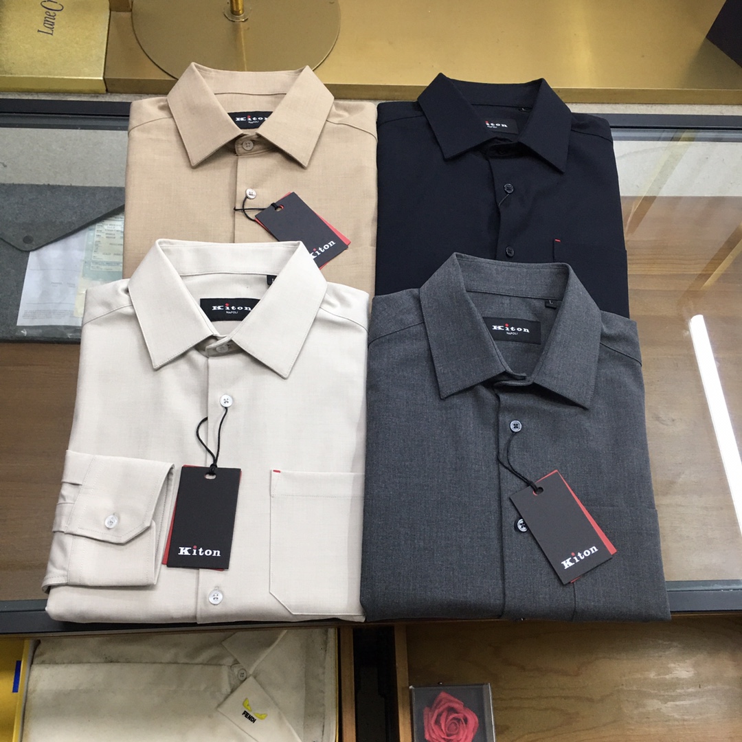 NO:611259,New shirt [KITON] 2025 exclusive for new original men's casual shirts, high-end customization, high version, fashionable and versatile, popular imported fabrics, super soft and delicate to the touch, skin-friendly and comfortable to wear, high-end boutique, exquisite upper body made by the factory, very good, a must-have item for men, complete with three standards, size 48-56, shirts, alexander wang19860909新品衬衫【KITON】 2025专供新款原单男士休闲衬衫 高端定制 高版本 时尚百搭爆款进口面料 手感超柔软细腻 穿着亲肤舒适 高端精品 代工厂精细做上身非常赞 男士必备单品 三标齐全 码数48-56,,shirts,alexander wang,Men's clothing