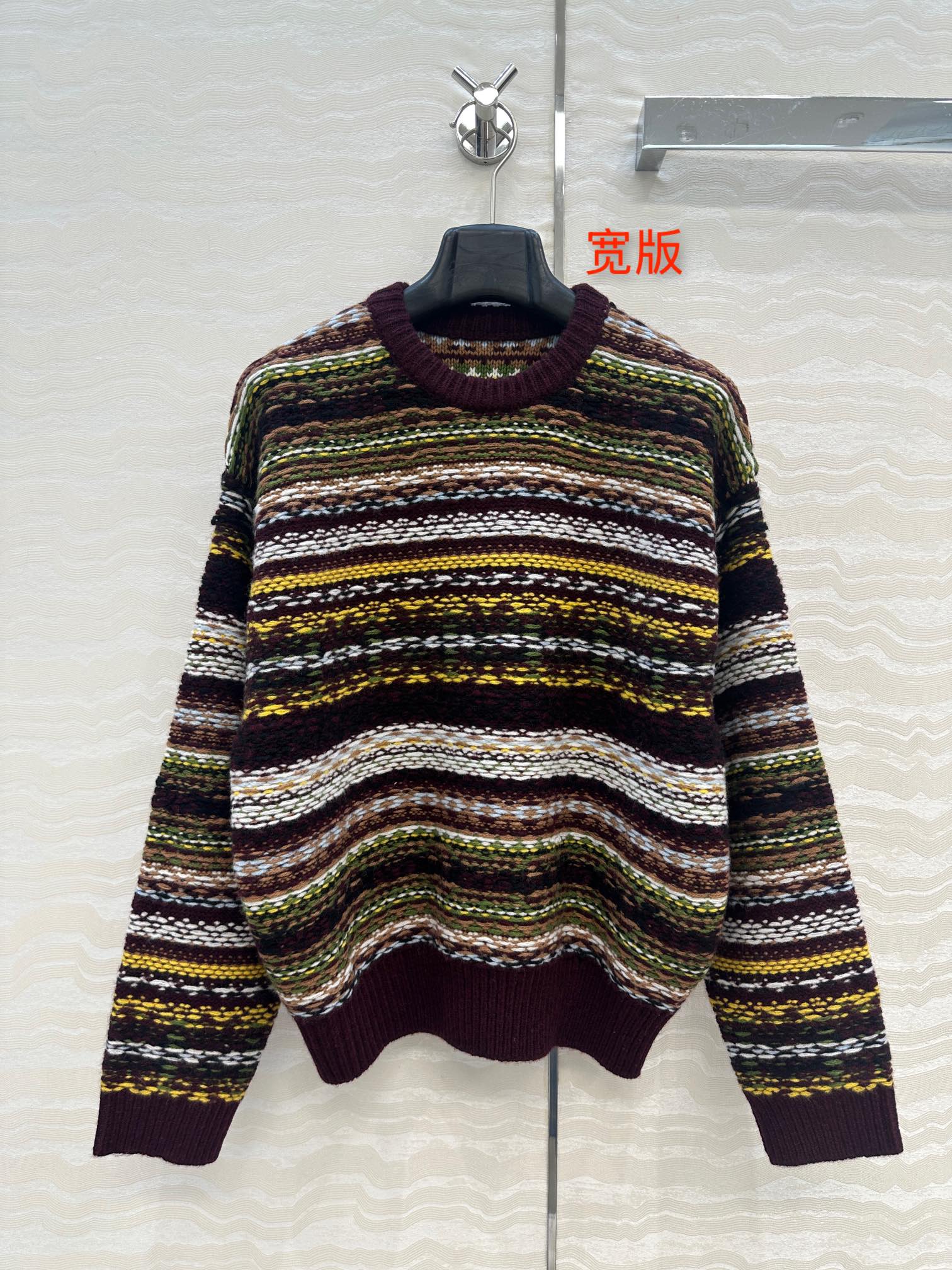 高端原单品质❤️浓郁美式风，费尔岛圆领毛衣，满满的北欧度假风🎀复古定位色彩编织！拥抱冬日阳光的温暖💞气质