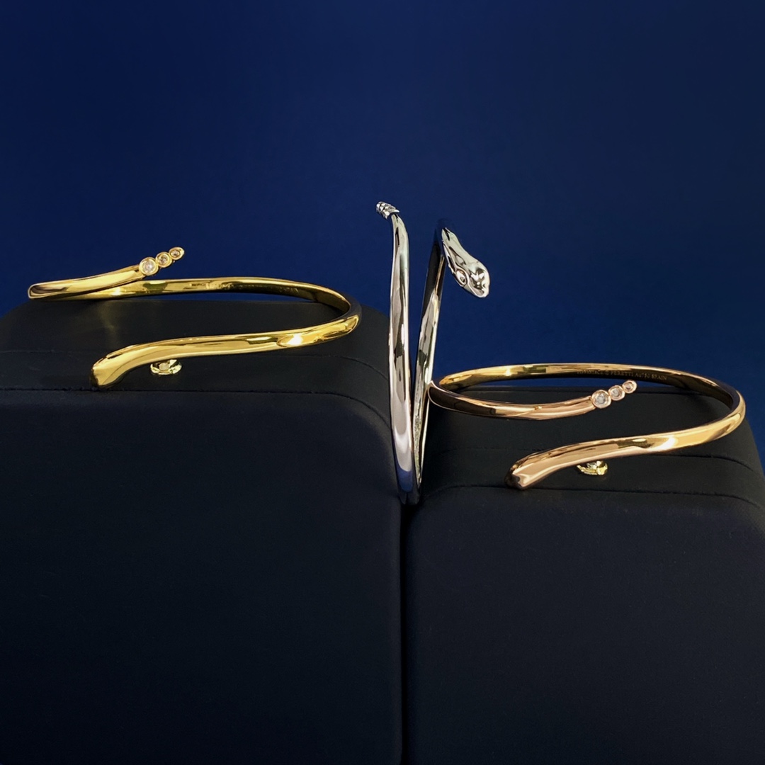 Tiffany TFN snake