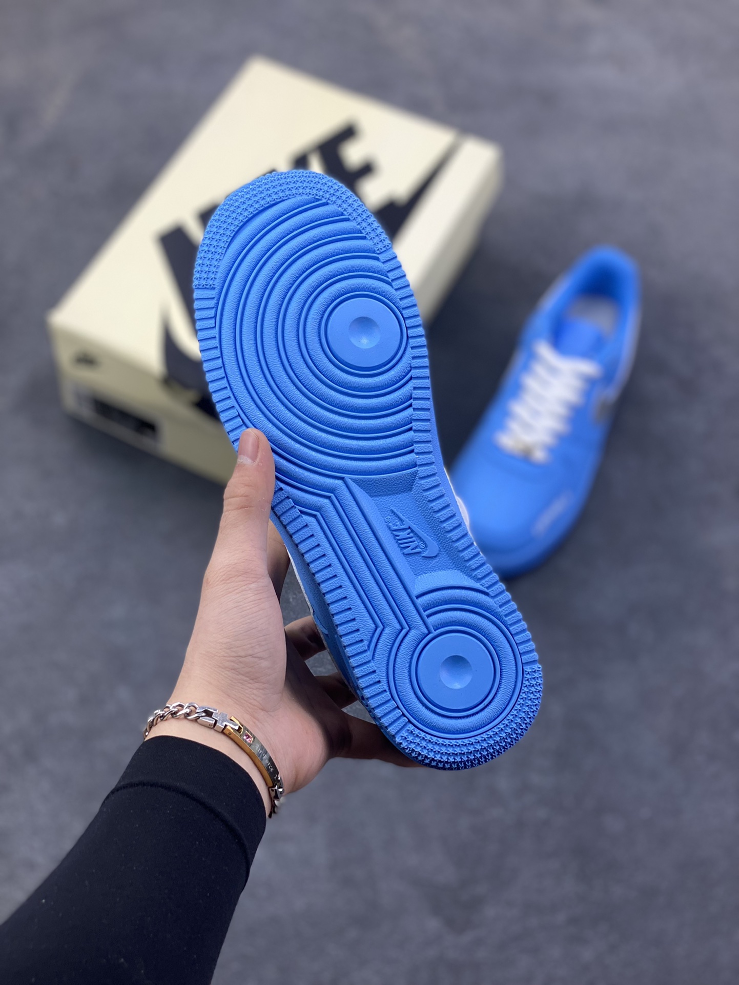 图片[5]-Nike Air Force 1 Low 冰岛蓝调 空军一号低帮运动休闲板鞋 原楦头原纸板 打造纯正空军版型#专注外贸渠道 全掌内置蜂窝气垫 #原盒配件 原厂中底钢印、拉帮完美 货号：CW2288-029 尺码：36 36.5 37.5 38 38.5 39 40 40.5 41 42 42.5 43 44 44.5 45-选品中心
