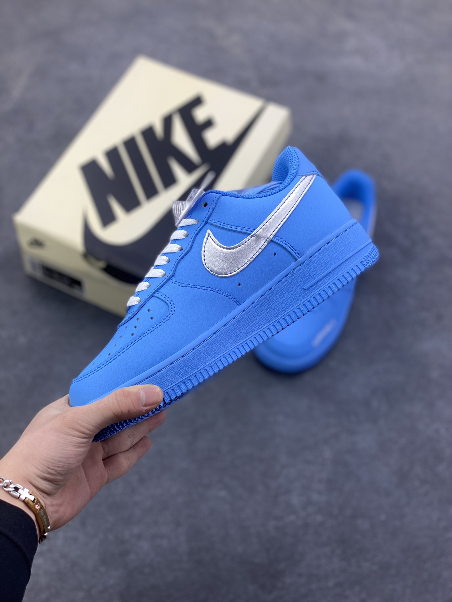 图片[3]-Nike Air Force 1 Low 冰岛蓝调 空军一号低帮运动休闲板鞋 原楦头原纸板 打造纯正空军版型#专注外贸渠道 全掌内置蜂窝气垫 #原盒配件 原厂中底钢印、拉帮完美 货号：CW2288-029 尺码：36 36.5 37.5 38 38.5 39 40 40.5 41 42 42.5 43 44 44.5 45-选品中心