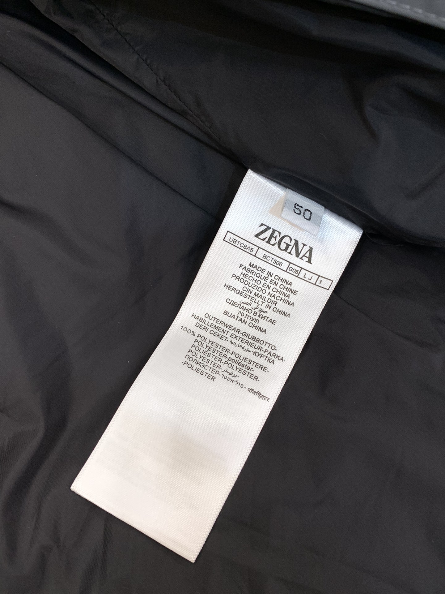 ，杰尼亚 Zegna，2025冬季最新品，专柜同步有售，原单狠货，时尚休闲连帽羽绒服，采用进口原版面料，