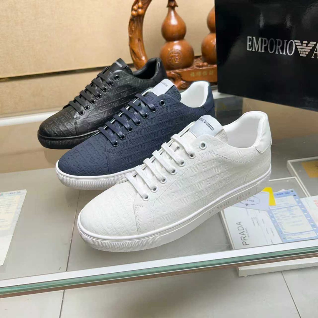 NO:680153,New style: :[Lightning][Lightning] 'Ama.*' The latest popular casual shoes, top brand [Seduce] luxury~purchasing agent, top~quality. [Strong] The upper is made of imported breathable cowhide with breathable sheepskin feet () and fine workmanship. The original stylish and stylish soft rubber wear-resistant and non-slip outsole is light and comfortable on the foot. The real thing looks better in real photos, 0102: code: 39-44, 38.45, customized, non-returnable, 3 colors selected,,cowhide,sheepskin19860909新款: :[闪电][闪电] 《 阿玛.* 》 最新爆款休闲鞋,顶端品牌[勾引]奢侈～代购,顶级～质量.[强]鞋面選用进口透气牛皮搭配材质透气羊皮垫脚（）精细做工.原版个性时尚柔软橡膠耐磨防滑大底,上脚轻巧舒适,实物拍摄實物更好看,0102:码: 39-44,38.45订做不退换,3色入选,,cowhide,sheepskin,Men's shoes