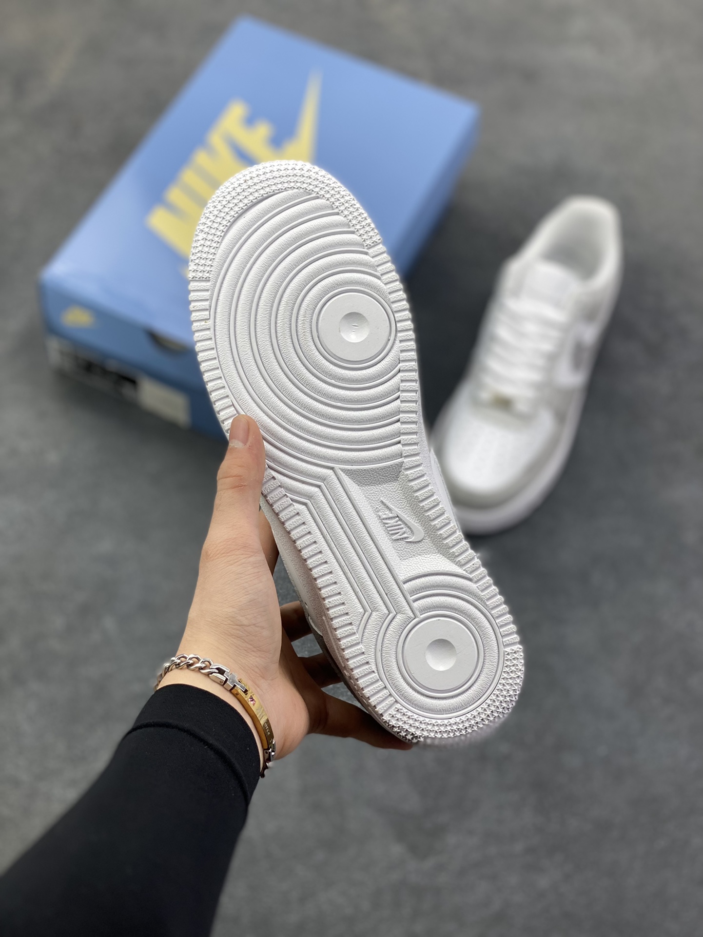 图片[5]-Nike Air Force 1 Low’07 银河序 空军一号低帮休闲板鞋 定制皮料 原厂3D打印 定制鞋盒 原楦原纸板 纯正空军版型 内置全掌气垫 货号：ZH0316-131 尺码：36 36.5 37.5 38 38.5 39 40 40.5 41 42 42.5 43 44 44.5 45-选品中心