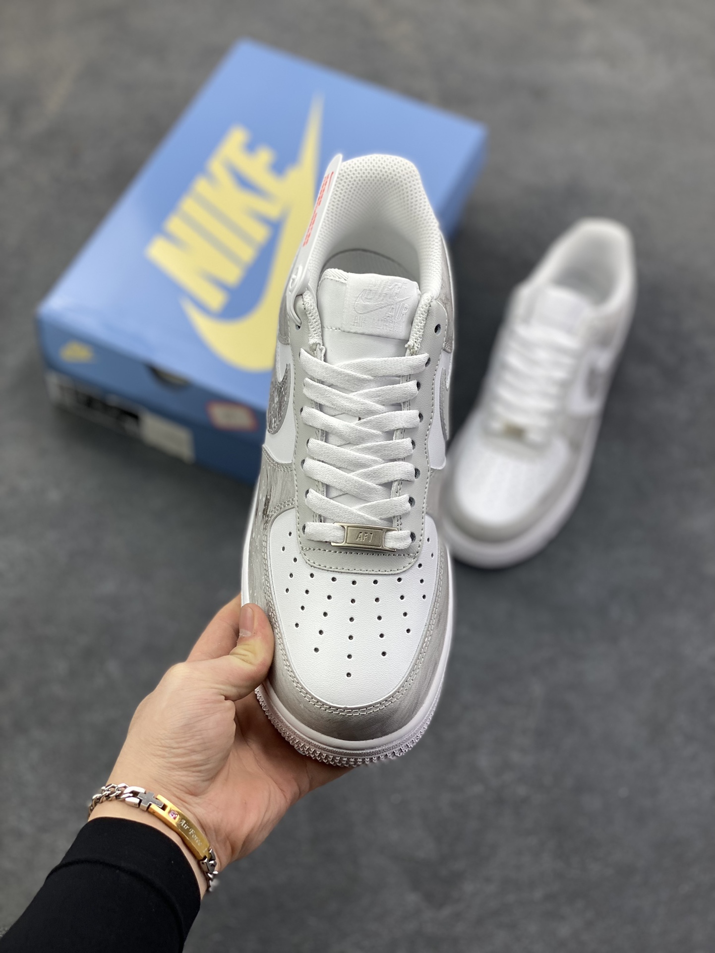 图片[2]-Nike Air Force 1 Low’07 银河序 空军一号低帮休闲板鞋 定制皮料 原厂3D打印 定制鞋盒 原楦原纸板 纯正空军版型 内置全掌气垫 货号：ZH0316-131 尺码：36 36.5 37.5 38 38.5 39 40 40.5 41 42 42.5 43 44 44.5 45-选品中心