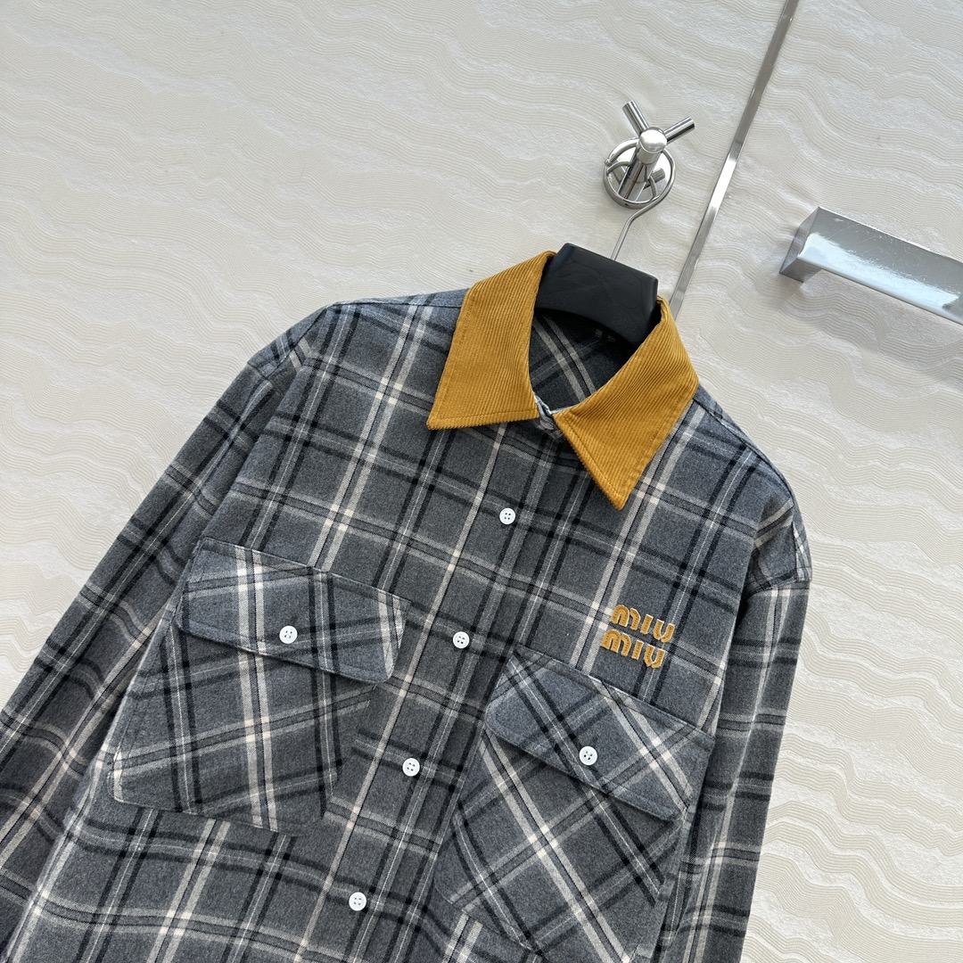 高端原单品质。❤️miu少女风穿搭！格蕾系穿搭，少女风工装口袋复古格纹大衬衫！撞色拼接灯芯绒领，可甜可盐