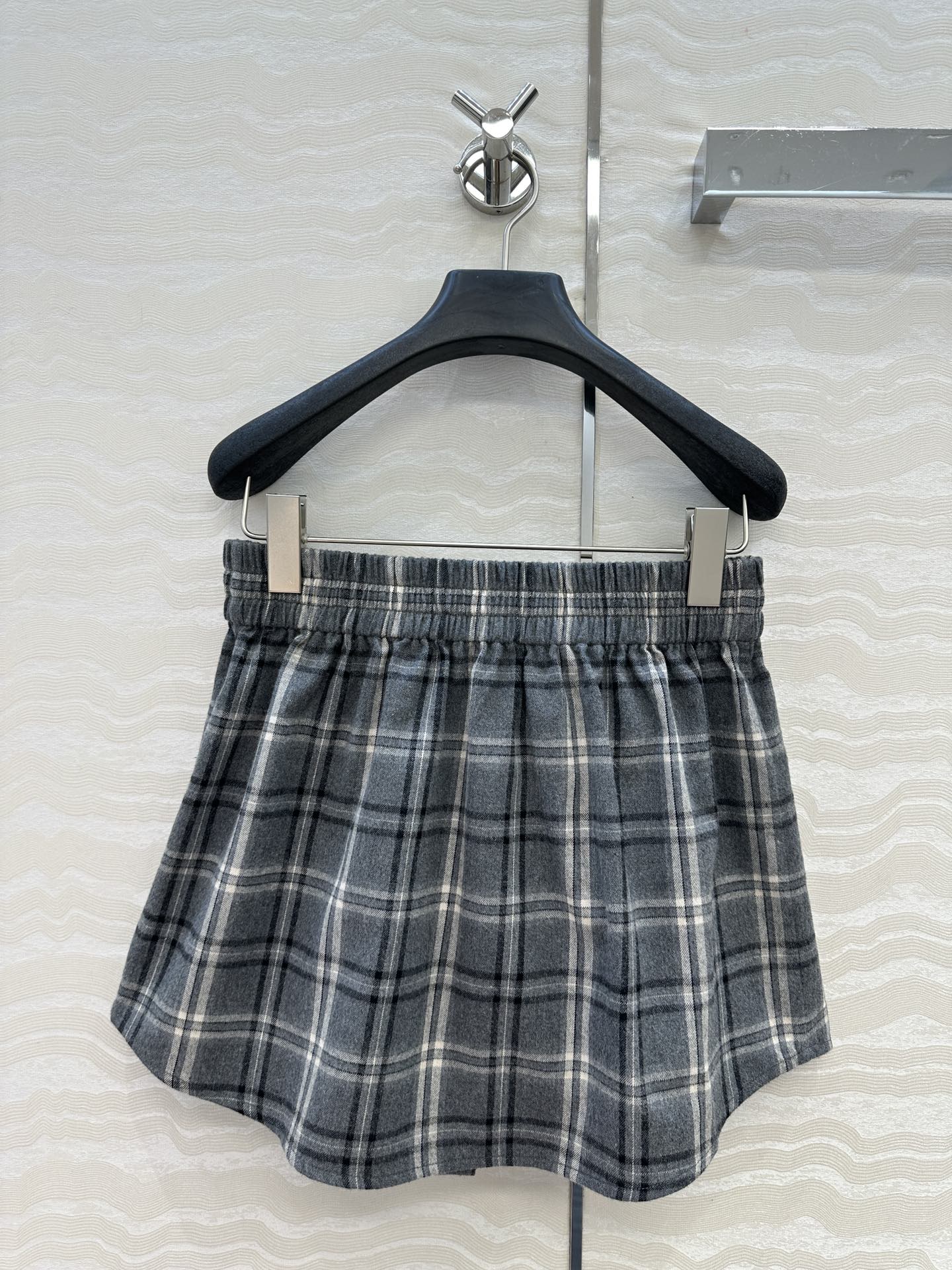 高端原单品质。❤️miu少女风穿搭！格蕾系穿搭，少女风复古格纹松紧腰小半裙！超级叠搭神器！可甜可盐气质减