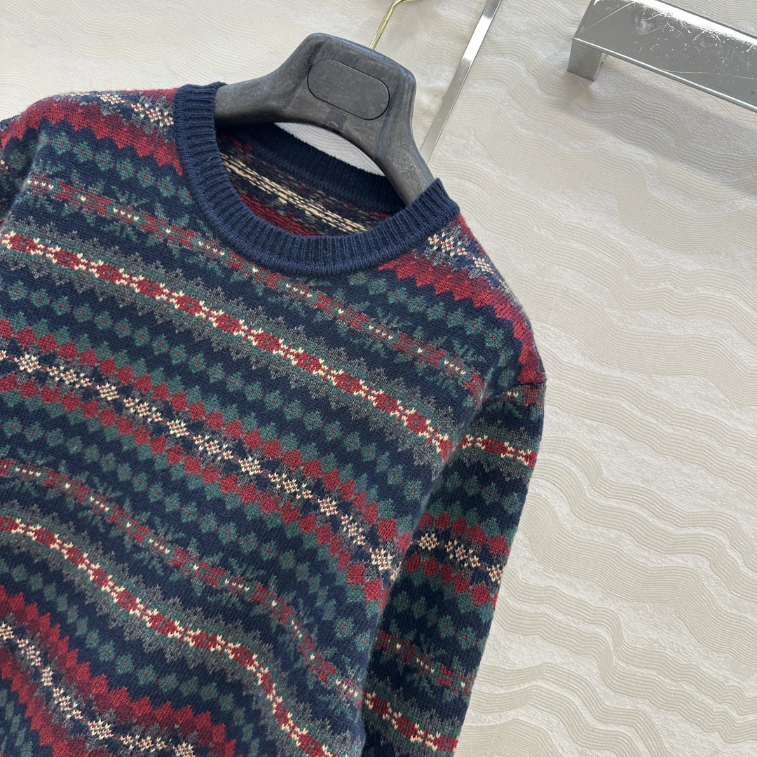 独家首发❤️原单品质❤️RL浓郁美式风，费尔岛嵌花羊毛小翻领外套，满满的北欧度假风🎀定位色彩嵌花图案！拥