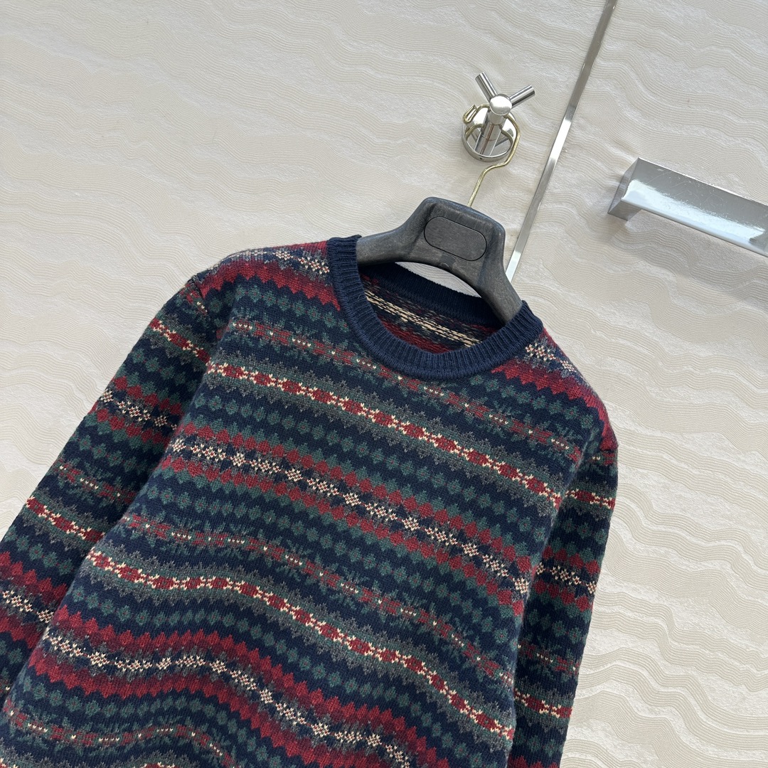 独家首发❤️原单品质❤️RL浓郁美式风，费尔岛嵌花羊毛小翻领外套，满满的北欧度假风🎀定位色彩嵌花图案！拥