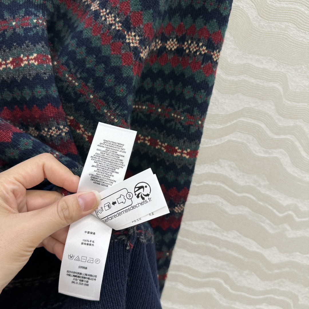 独家首发❤️原单品质❤️RL浓郁美式风，费尔岛嵌花羊毛小翻领外套，满满的北欧度假风🎀定位色彩嵌花图案！拥