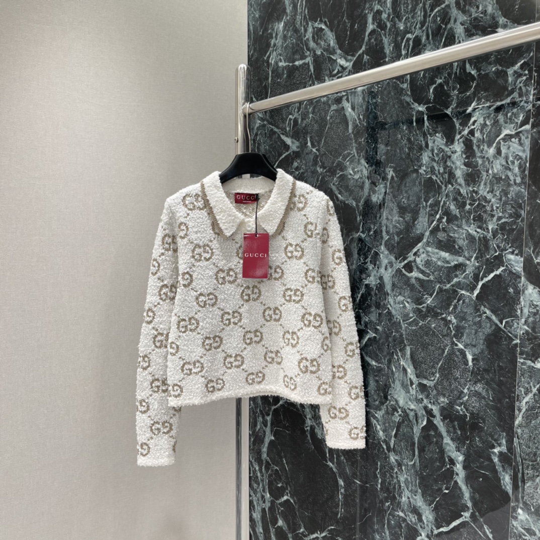 G家 25秋冬新款 满印logo翻领毛衣 触感超舒适 秋冬穿超合适!经典GG图案+翻领设计休闲又百搭 搭