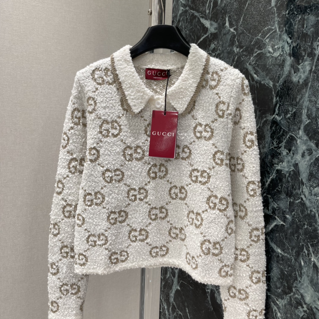 G家 25秋冬新款 满印logo翻领毛衣 触感超舒适 秋冬穿超合适!经典GG图案+翻领设计休闲又百搭 搭