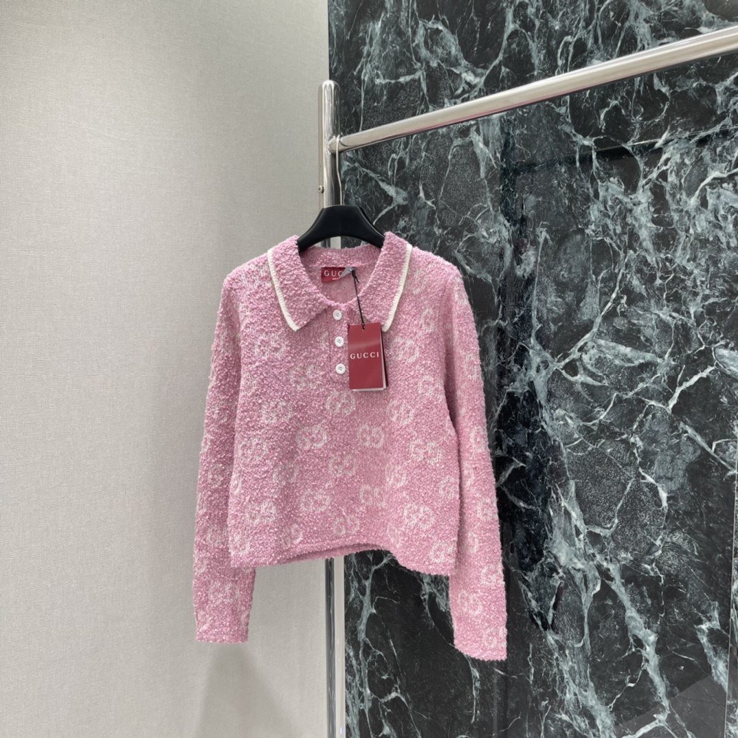 G家 25秋冬新款 满印logo翻领毛衣 触感超舒适 秋冬穿超合适!经典GG图案+翻领设计休闲又百搭 搭