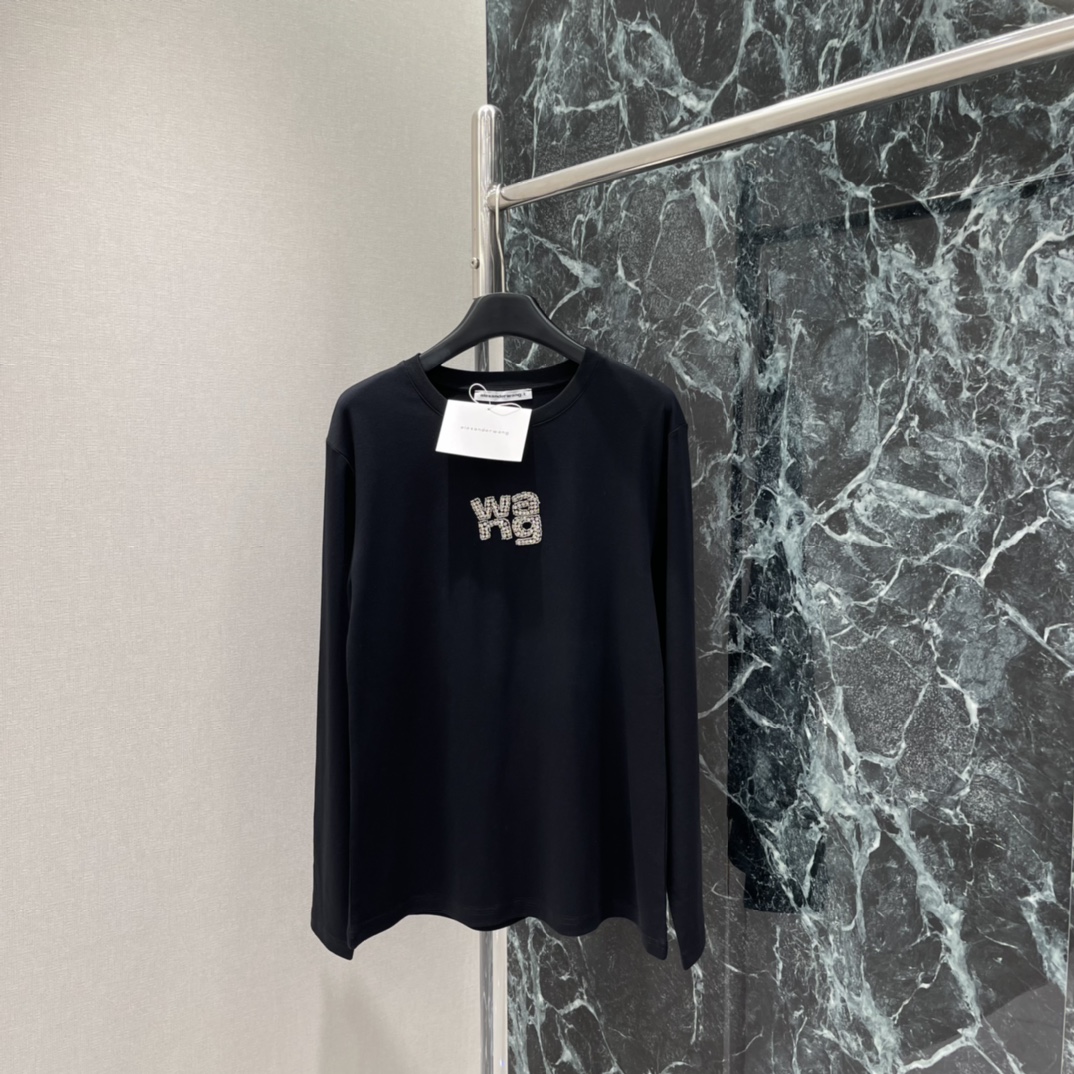 大王 25秋冬新款 水钻Logo长袖T恤 胸前银色水钻Logo超吸睛计简约又有细节感 百搭不挑人 日常休