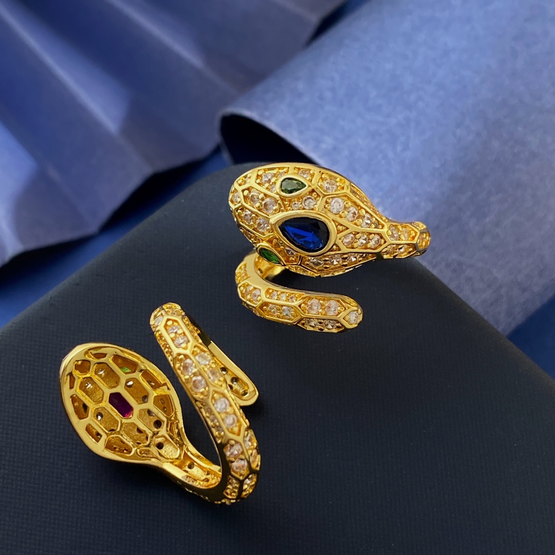 Bvlgari BVLGARI宝格丽欧美 水滴形钻绿眼睛蛇头红宝石蓝宝石满钻蛇造型开口戒指
