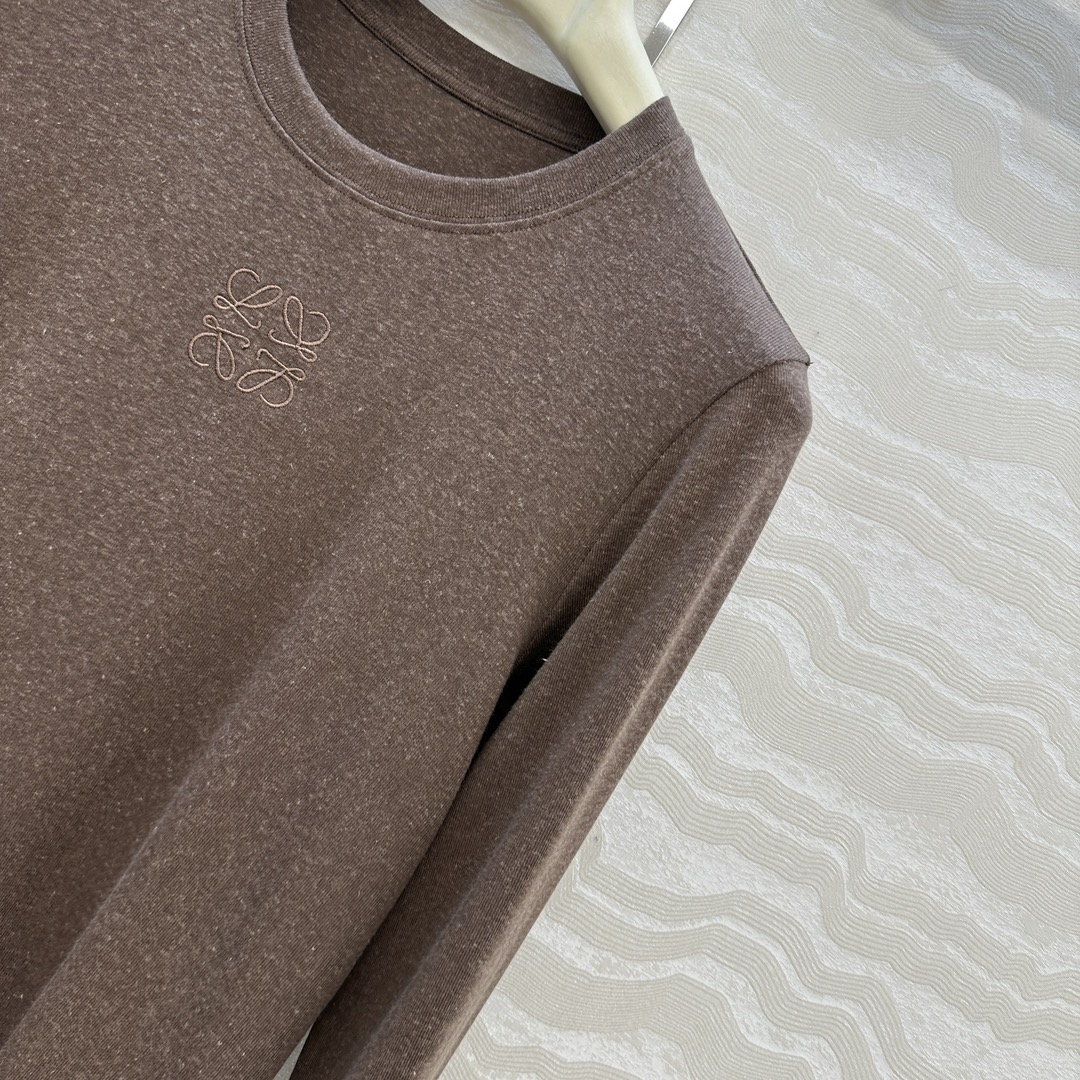 独家首发❤️原单品质，LW纸片人穿搭！进口亚麻莱赛尔打底衫！超级显瘦神器！极简叠搭单品！刺绣logo低调