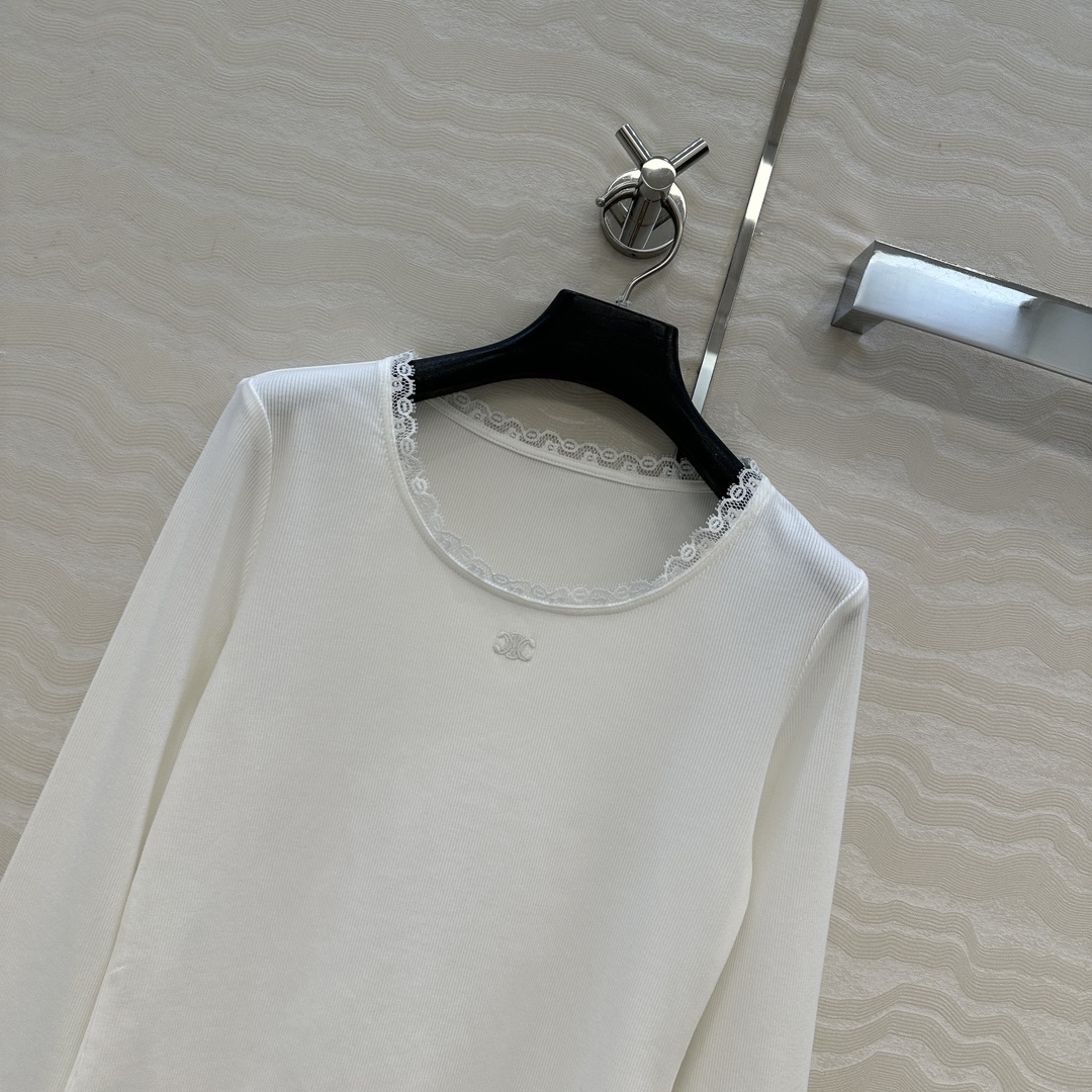 爆单推荐❤️原单品质，CE26早春新品，气质蕾丝花边长袖T，时髦精必备单品解锁所有穿搭！定位刺绣凯旋门l