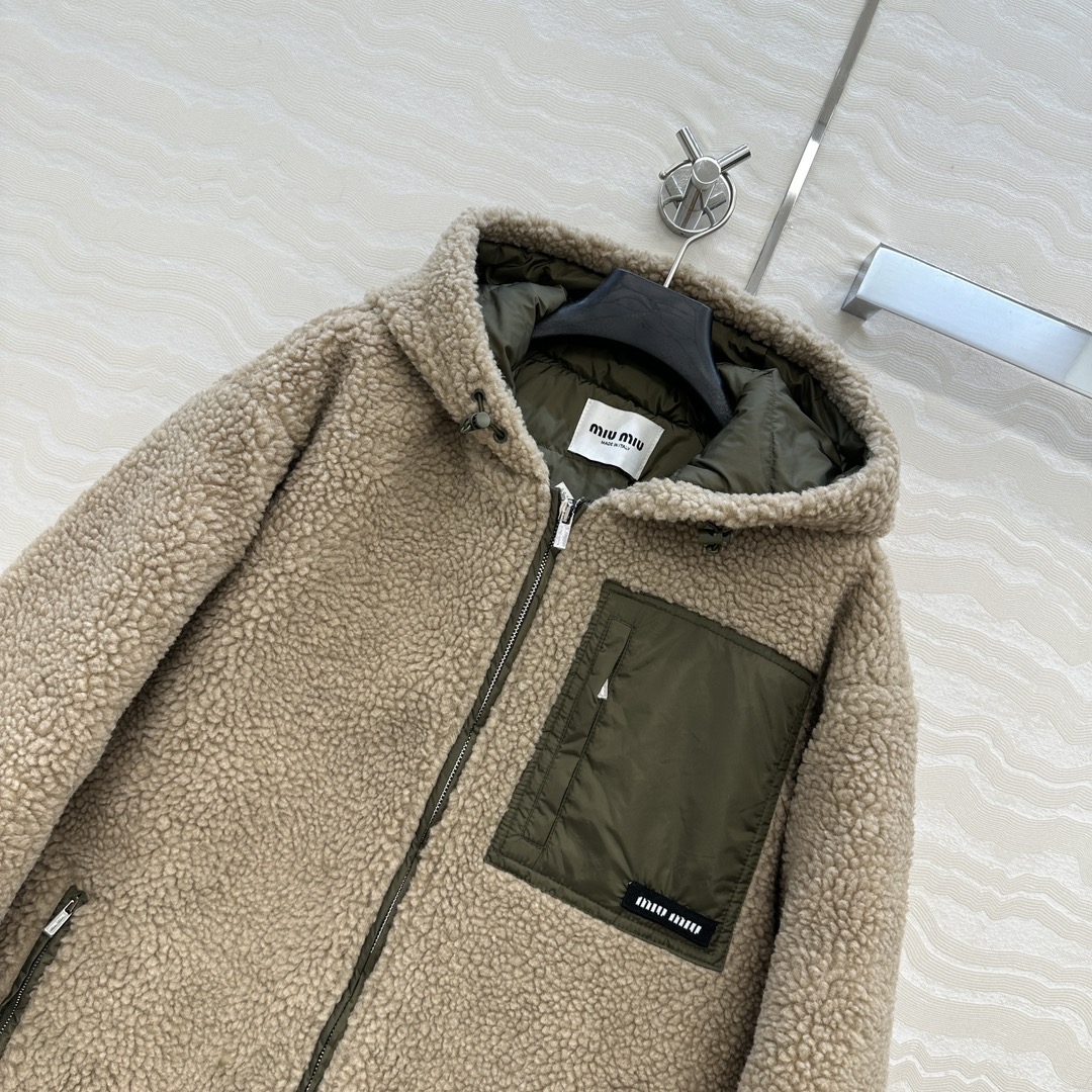 爆单推荐❤️原单品质miu色少女穿搭！泰迪熊🧸连帽棉服外套！可可爱爱的羊羔绒🐑连帽拉链拼接记忆丝夹棉内胆