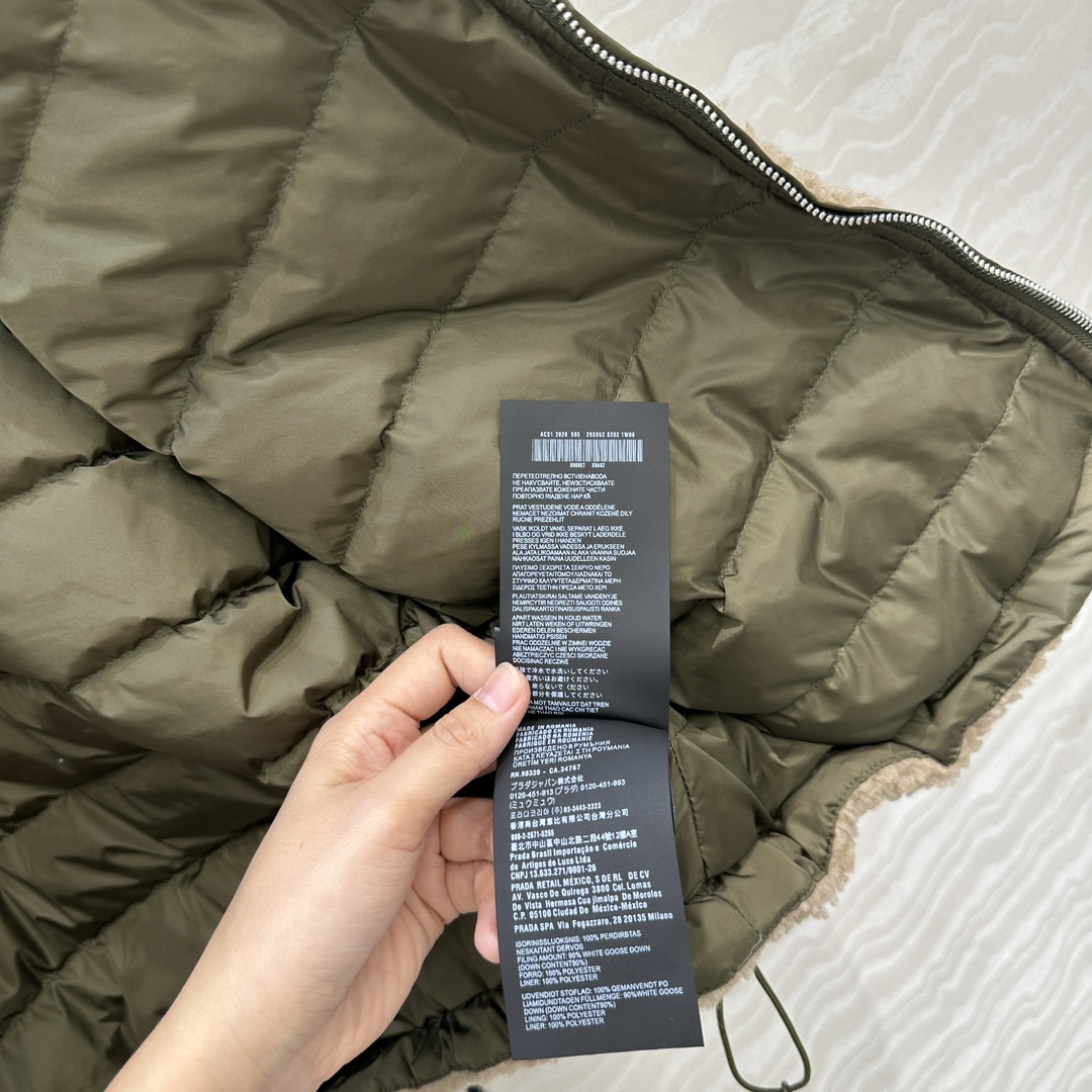 爆单推荐❤️原单品质miu色少女穿搭！泰迪熊🧸连帽棉服外套！可可爱爱的羊羔绒🐑连帽拉链拼接记忆丝夹棉内胆