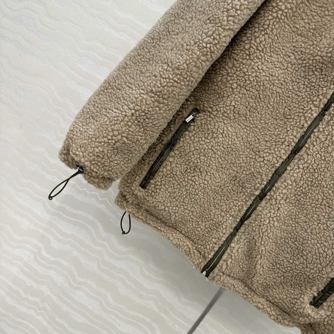 爆单推荐❤️原单品质miu色少女穿搭！泰迪熊🧸连帽棉服外套！可可爱爱的羊羔绒🐑连帽拉链拼接记忆丝夹棉内胆