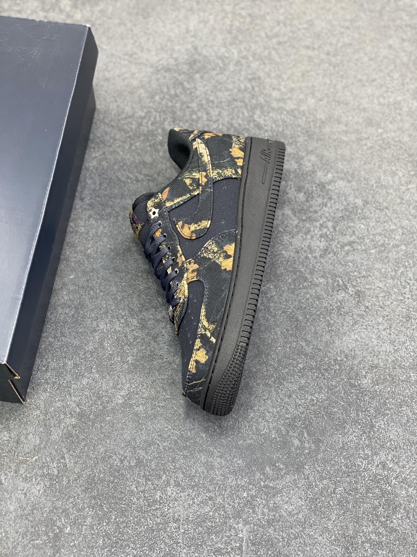 图片[7]-Nike Air Force 1 Low 空军一号低帮运动休闲板鞋 原楦头原纸板 打造纯正空军版型#专注外贸渠道 全掌内置蜂窝气垫 #原盒配件 原厂中底钢印、拉帮完美 货号：IH1221-001 尺码：36 36.5 37.5 38 38.5 39 40 40.5 41 42 42.5 43 44 44.5 45-选品中心