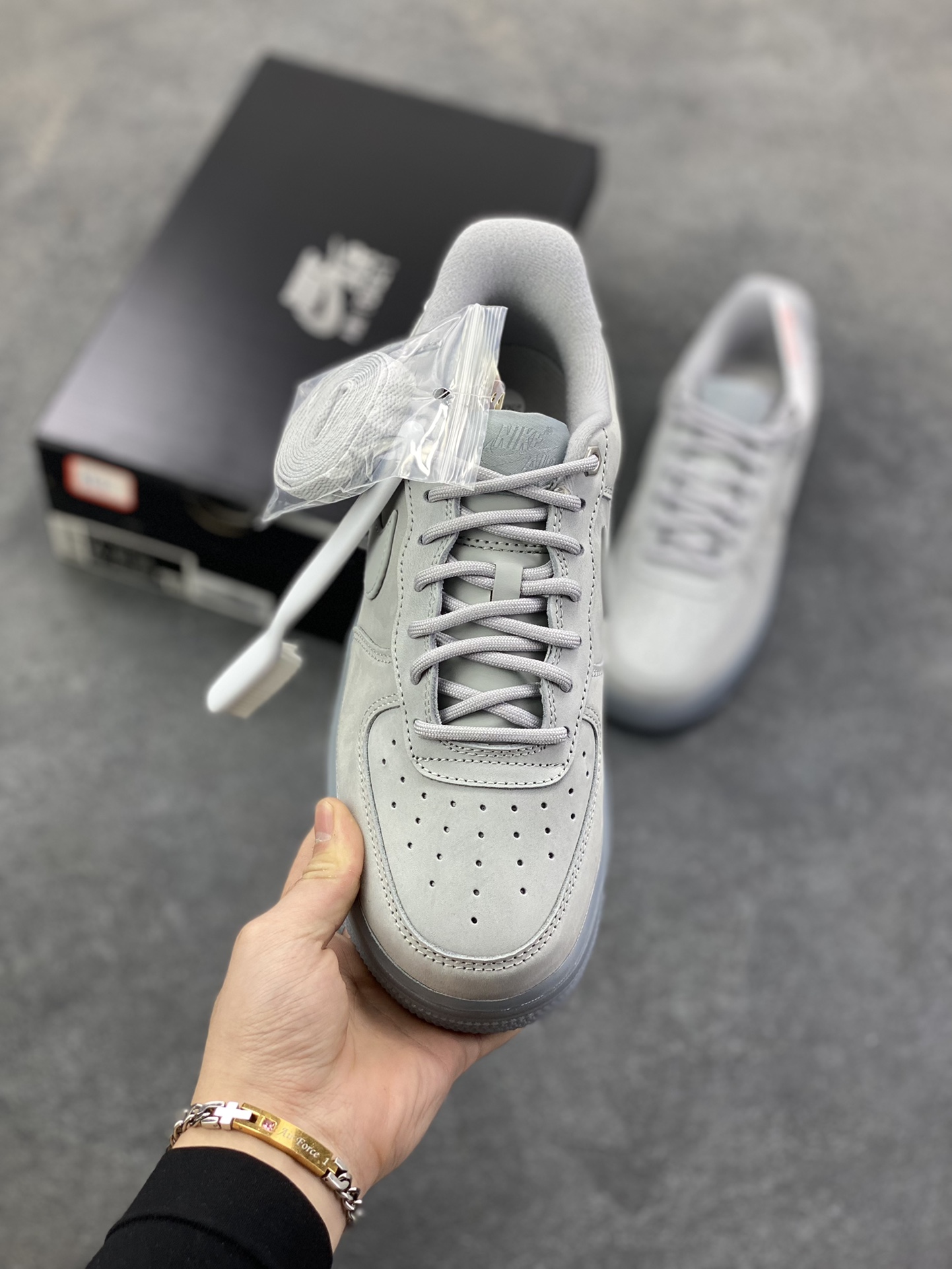 图片[2]-HY版本💯 Nike Air Force 1 Low 灰水晶底 空军一号低帮运动休闲板鞋 原楦头原纸板 打造纯正空军版型 专注外贸渠道 全掌内置蜂窝气垫 原盒配件 原厂中底钢印、拉帮完美 货号：CJ9179-002 尺码：36 36.5 37.5 38 38.5 39 40 40.5 41 42 42.5 43 44 44.5 45 46-选品中心