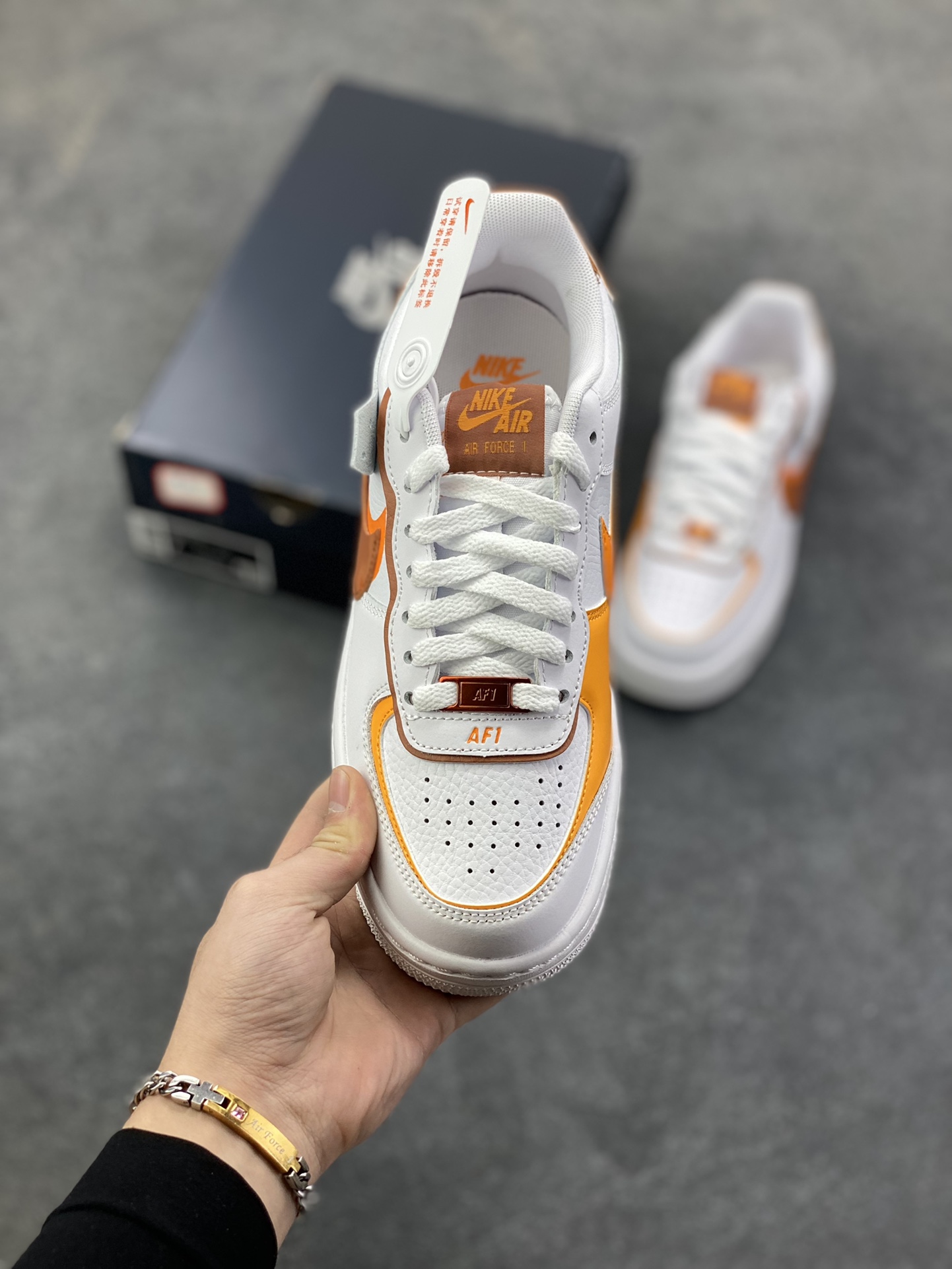 图片[2]-NK Air Force 1 Shadow 轻量增高低帮百搭板鞋\”拼接马卡龙\” 全新少女系解构主义设计双层轻量EVA发泡中底+防滑RB橡胶外圈底鞋底 原楦头原纸板 打造纯正空军版型 专注外贸渠道 全掌内置蜂窝气垫 原盒配件 原厂中底钢印、拉帮完美 货号：CI0919-124 尺码：35.5 36 36.5 37.5 38 38.5 39 40-选品中心